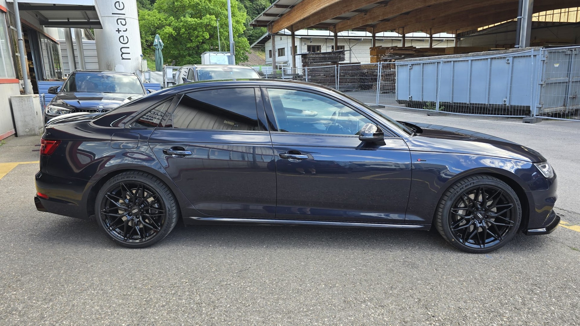 AUDI A4 Limousine 2.0 TFSI Sport quattro S-tronic-image-6