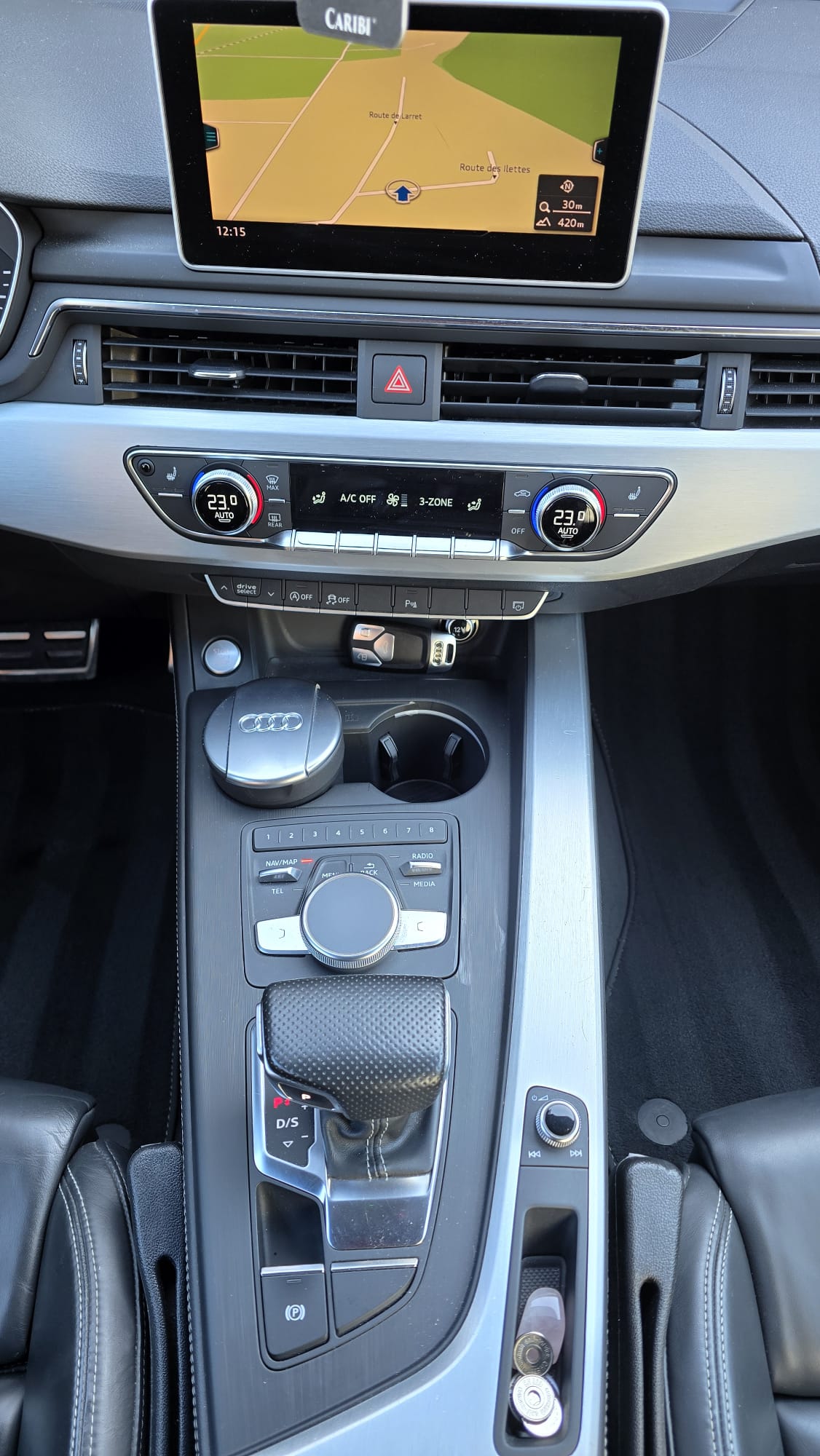 AUDI A4 Limousine 2.0 TFSI Sport quattro S-tronic-image-11