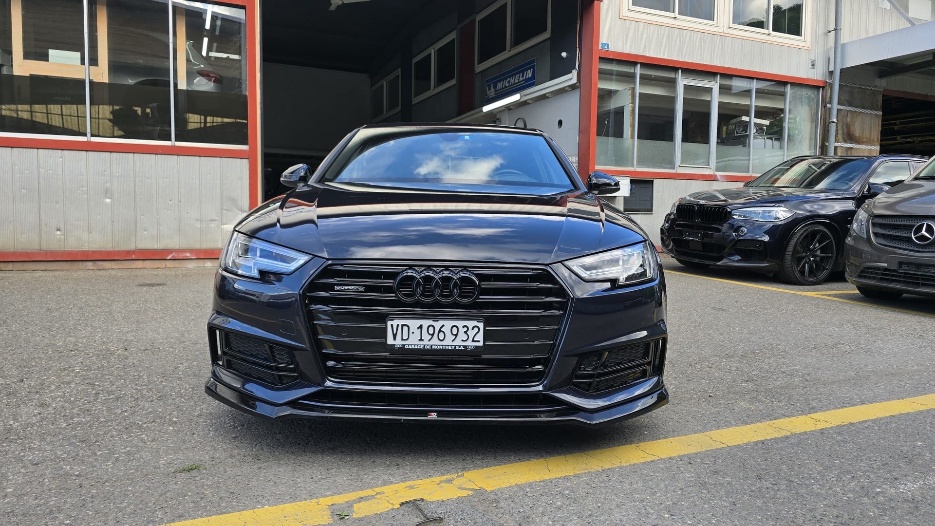 AUDI A4 Limousine 2.0 TFSI Sport quattro S-tronic-image-0