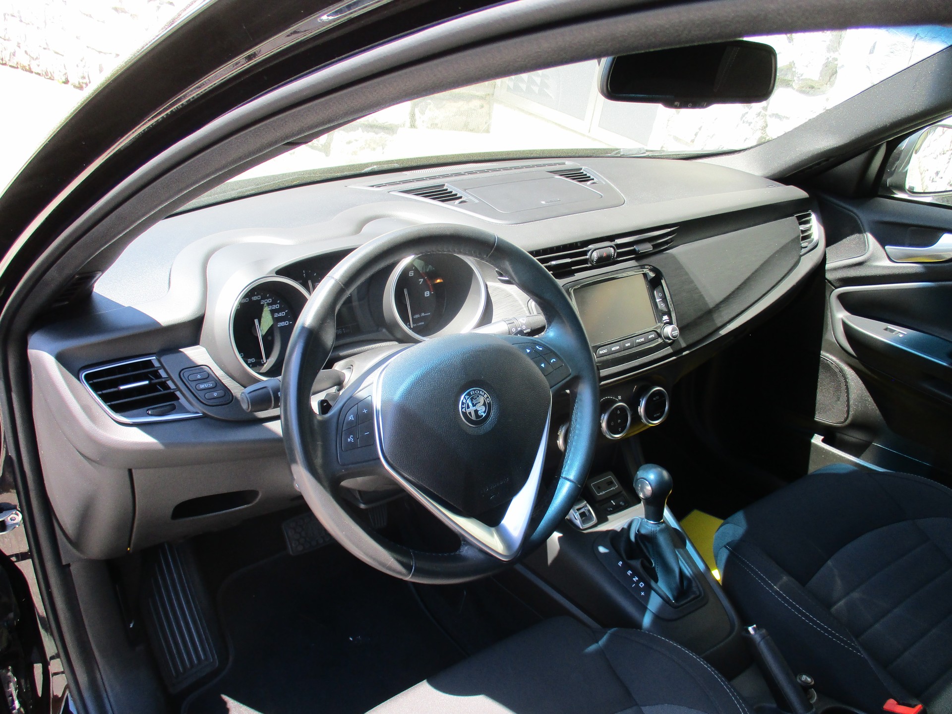 ALFA ROMEO Giulietta 1.4 MultiAir Super TCT-image-3