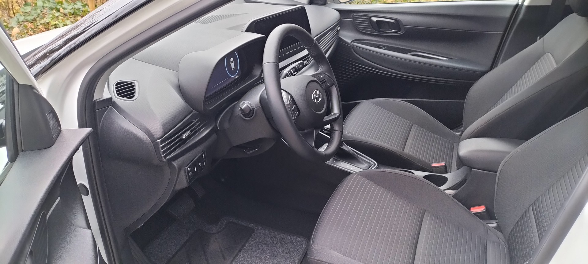 HYUNDAI 1.0 T-GDi Amplia-image-3