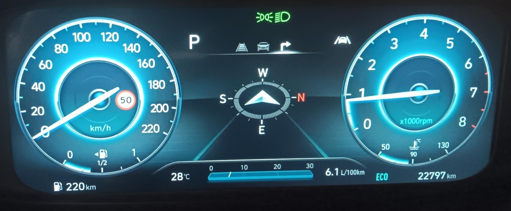 HYUNDAI 1.0 T-GDi Amplia DCT-image-5
