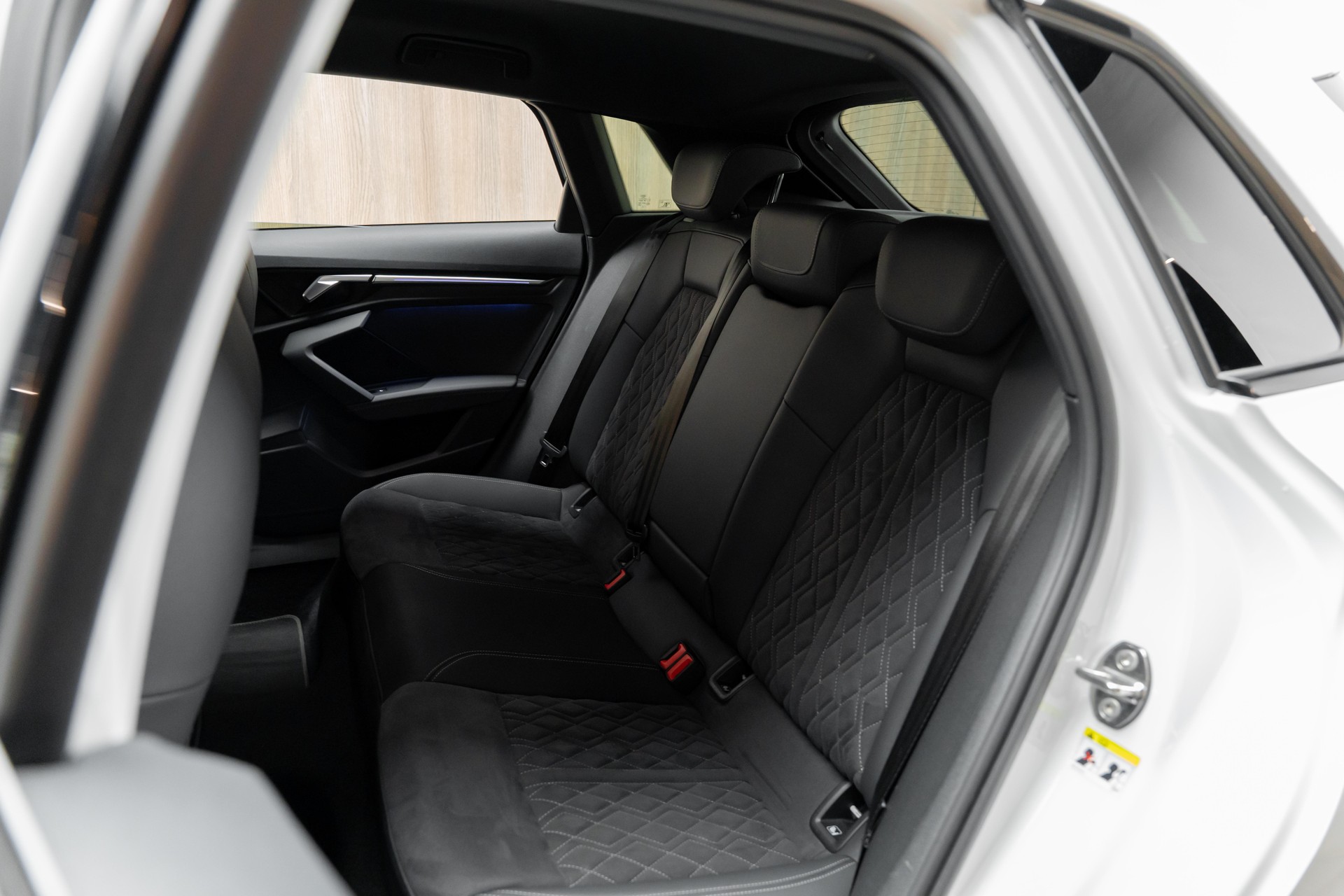 AUDI A3 Sportback 35 TFSI S line Attraction S-tronic-image-7