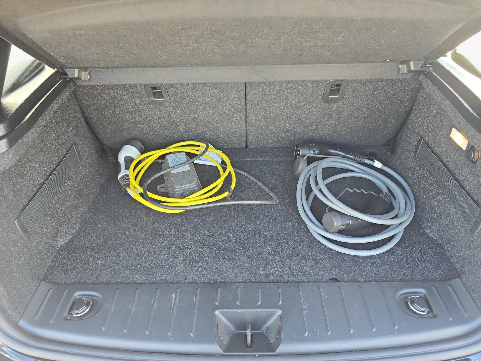BMW i3 120 Ah-image-12