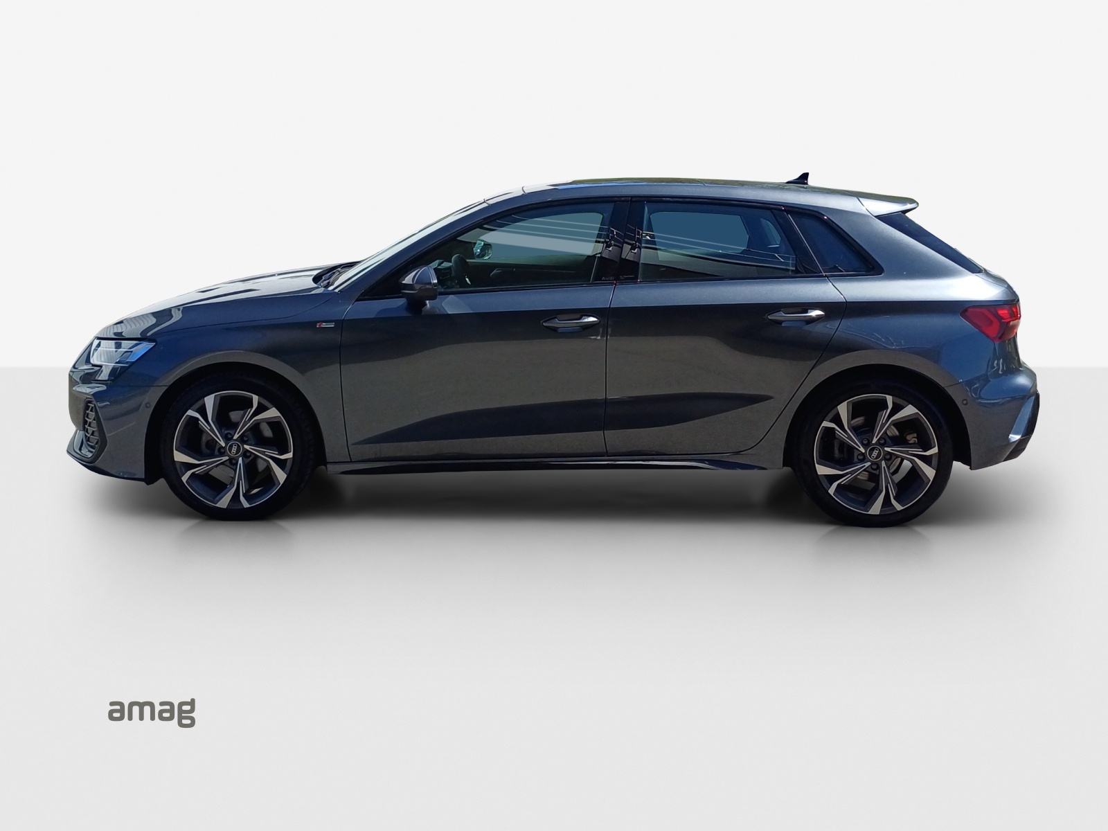 AUDI A3 Sportback 35 TFSI S line Attraction S-tronic-image-1