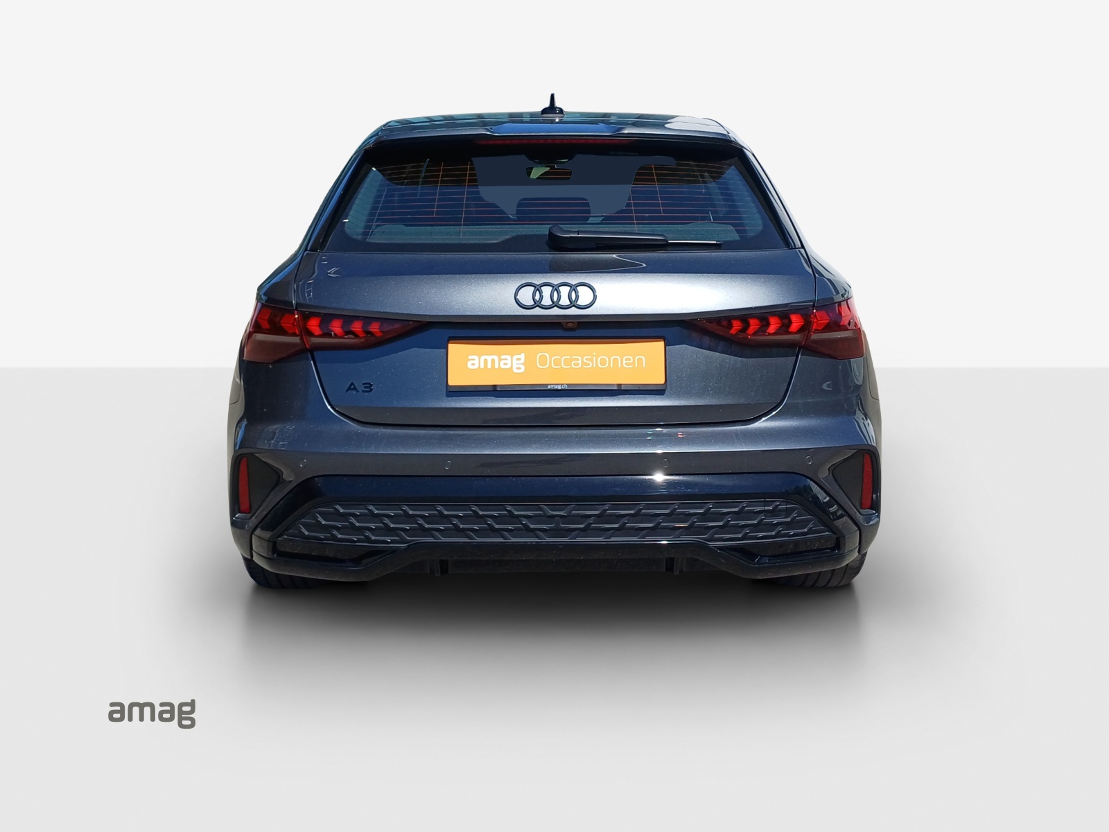 AUDI A3 Sportback 35 TFSI S line Attraction S-tronic-image-3