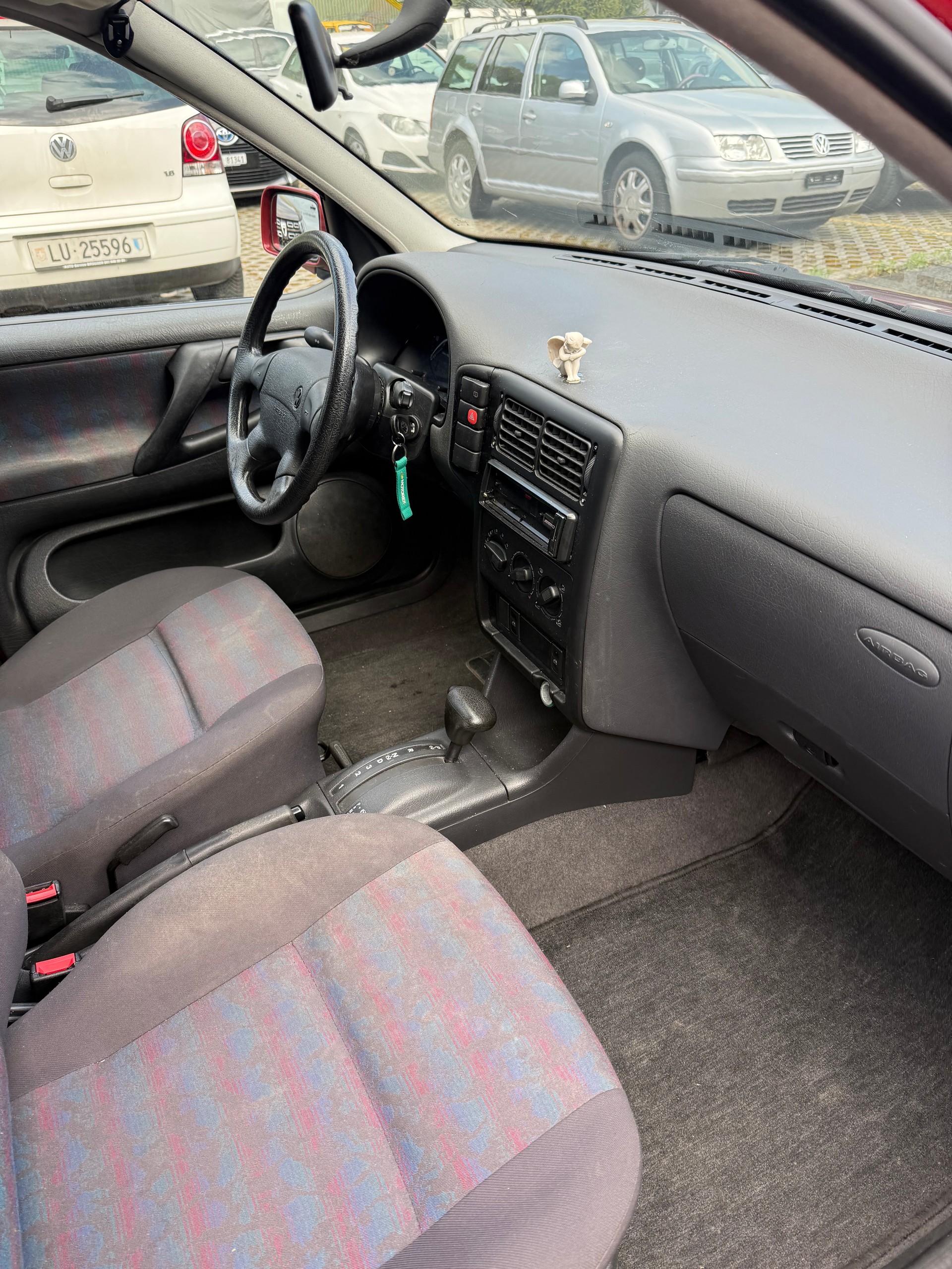 VW Polo 75-image-11
