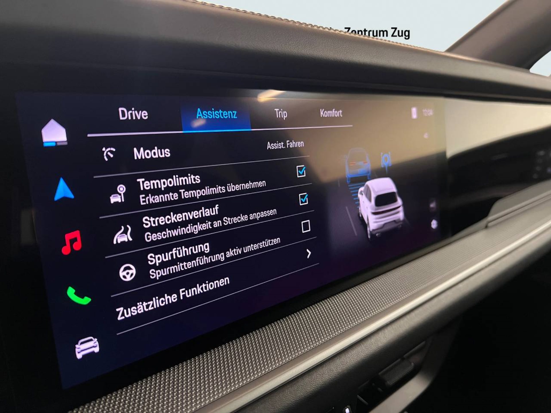 PORSCHE Cayenne E-Hybrid-image-30