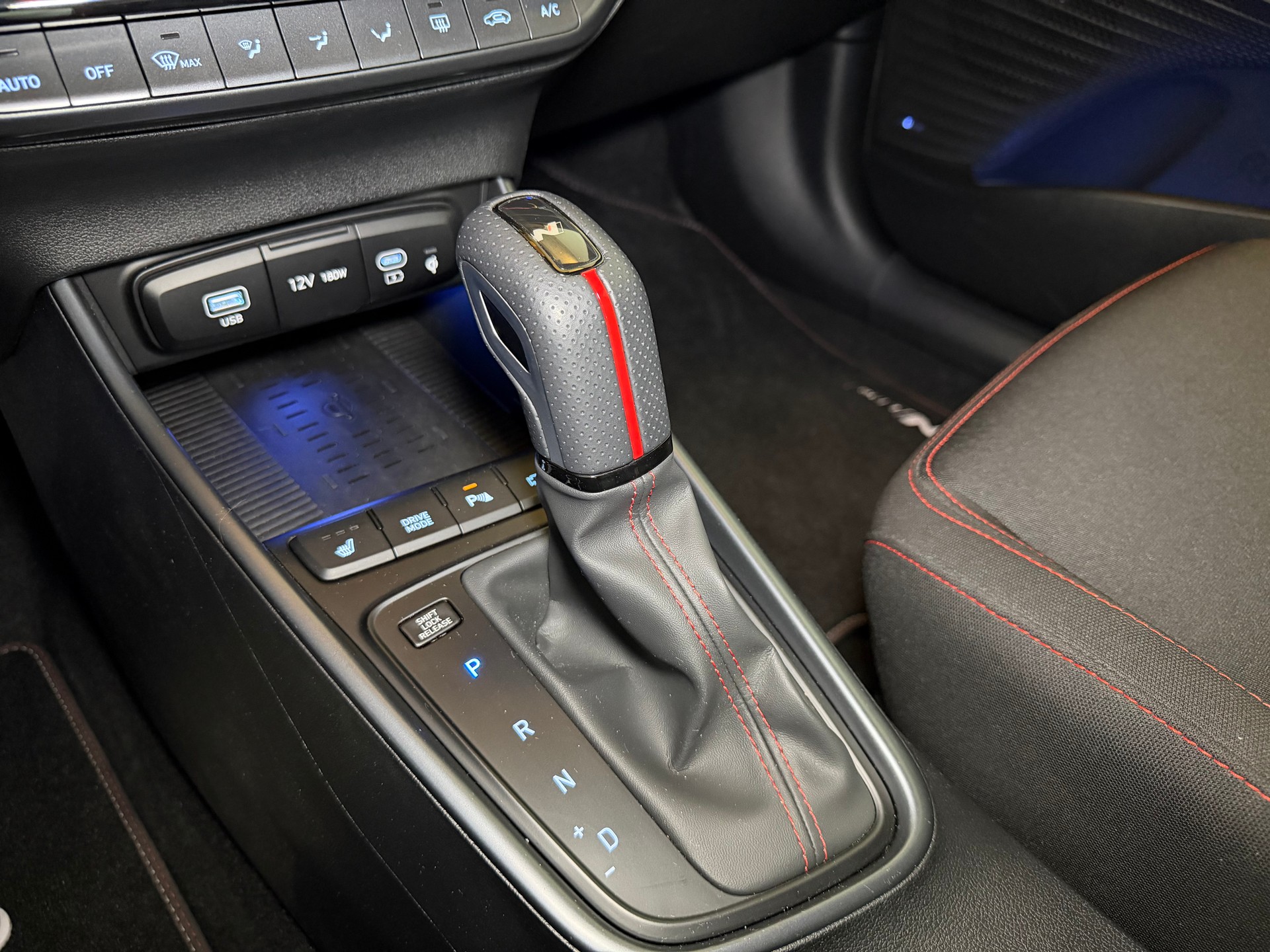 HYUNDAI i20 1.0 T-GDi N-Line DCT-image-19