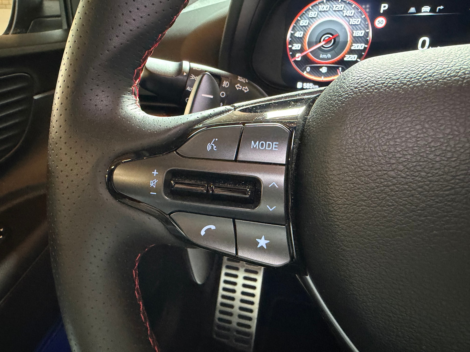 HYUNDAI i20 1.0 T-GDi N-Line DCT-image-18