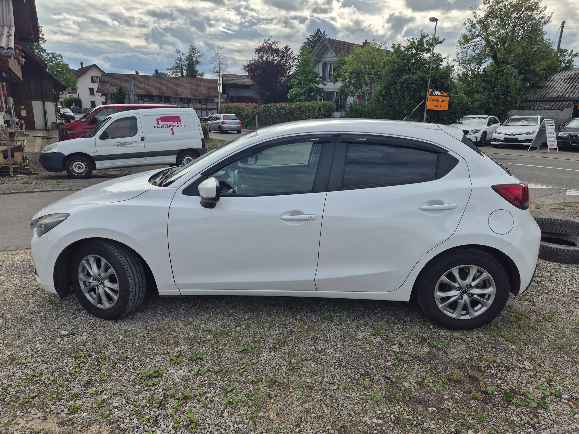 MAZDA 2 SKYACTIV-G 90 MFK Revolution Automat-image-6