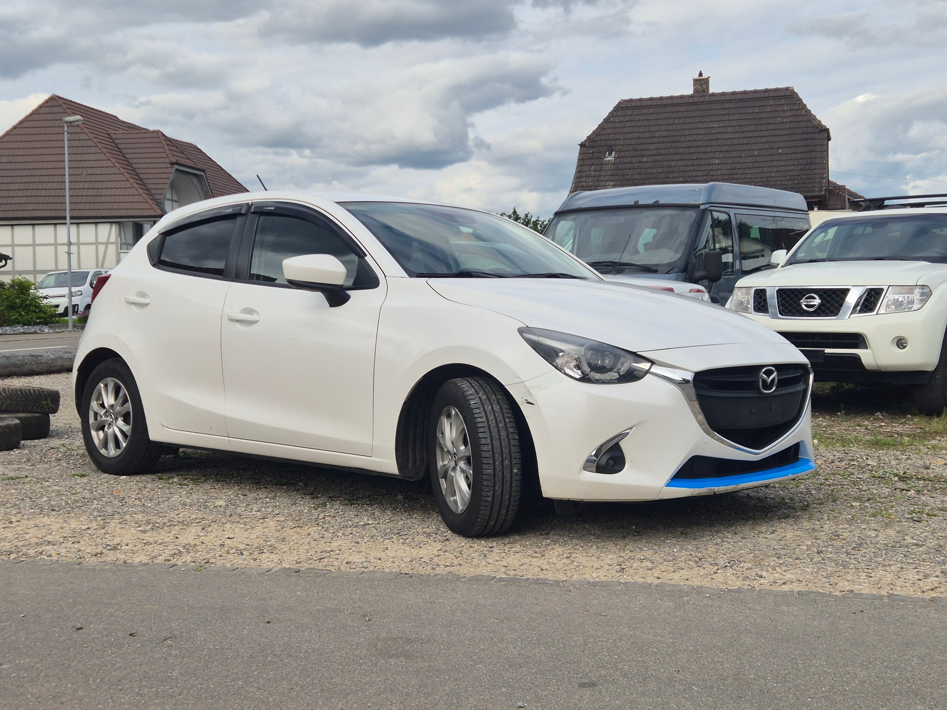 MAZDA 2 SKYACTIV-G 90 MFK Revolution Automat-image-2