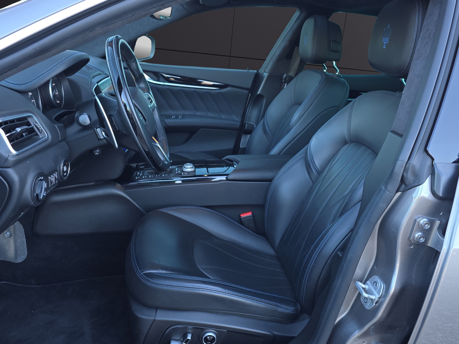 MASERATI Ghibli 2.0 Hybrid GranLuso Automatica-image-8