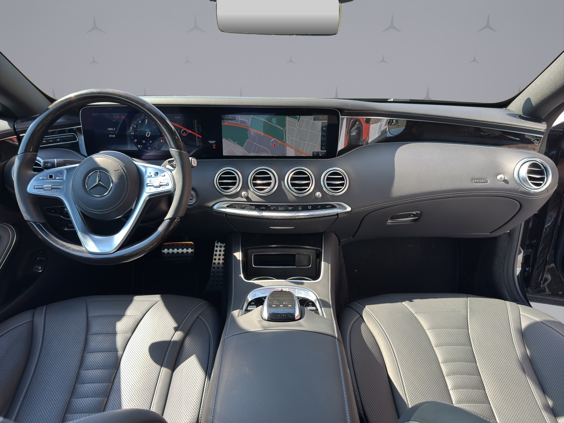 MERCEDES-BENZ S 560 V8 AMG Line 4MATIC Coupé-image-13