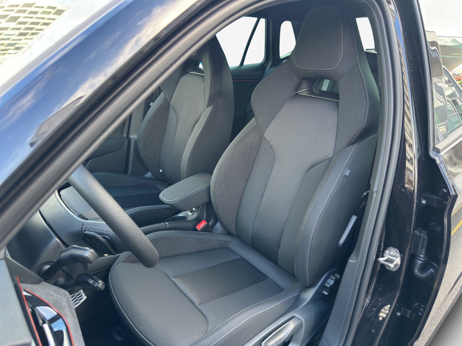 SKODA Kamiq 1.0 TSI Dynamic DSG-image-7