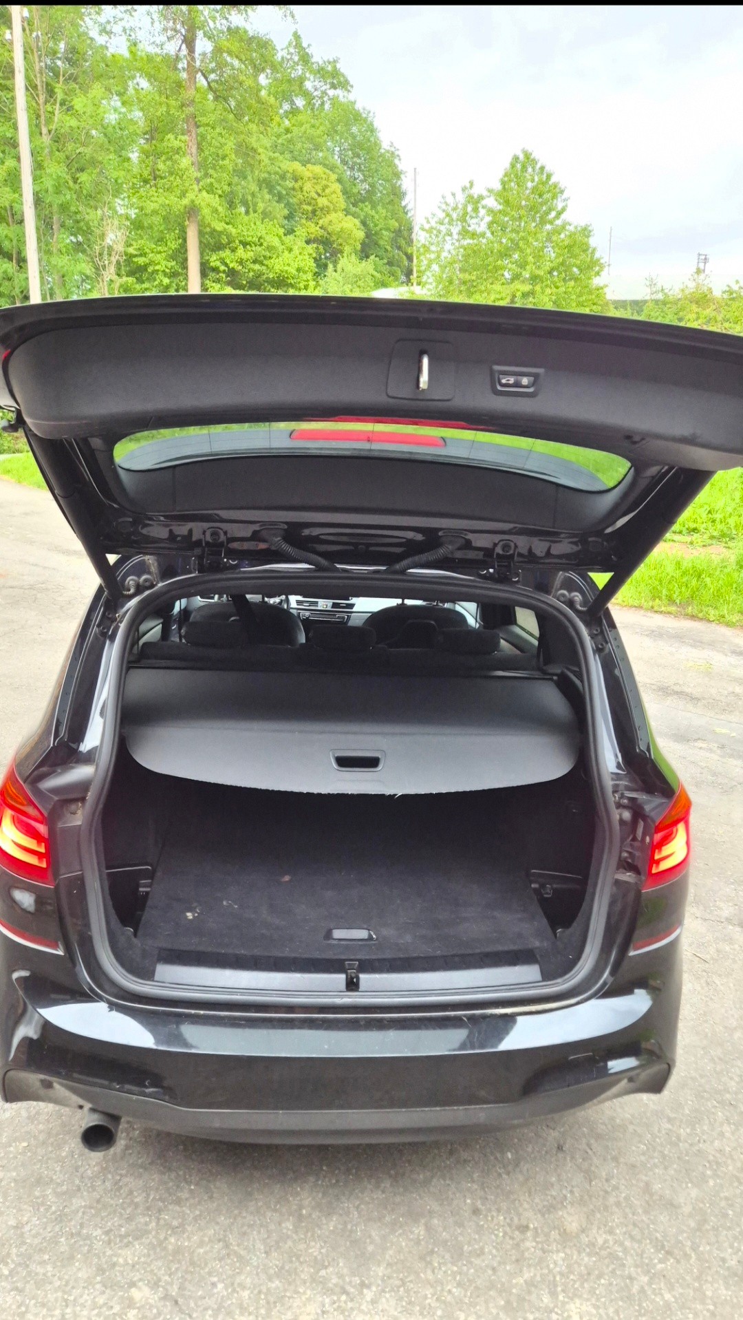 BMW 218i Gran Tourer Sport Line Steptronic-image-8