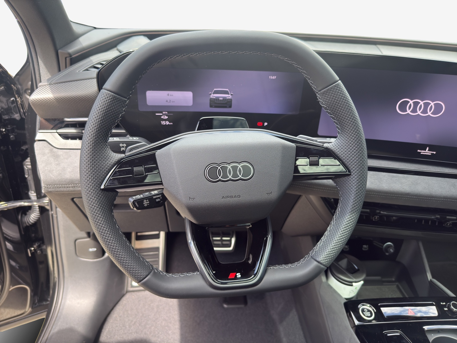 AUDI Q6 e-tron quattro-image-9