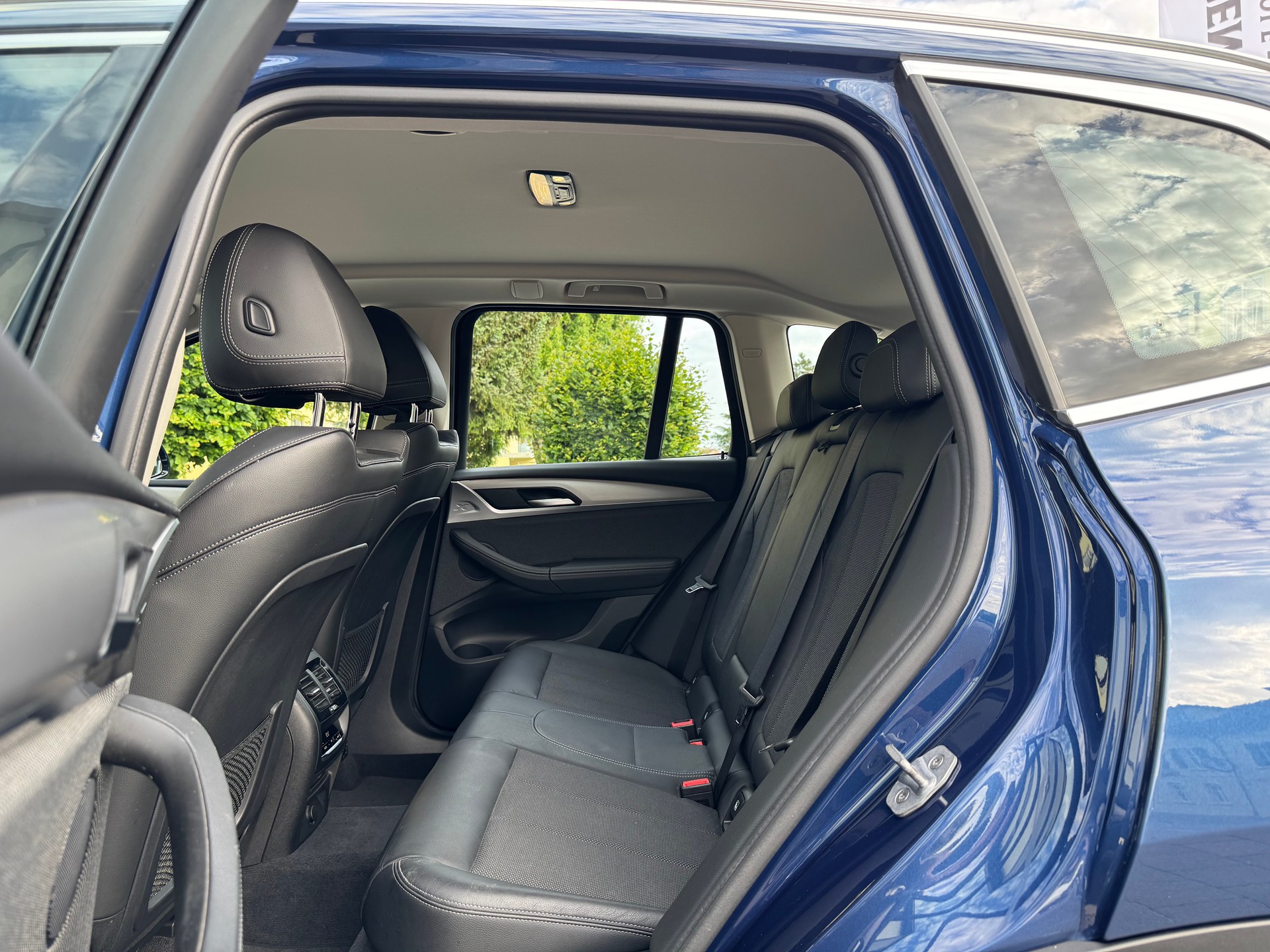 BMW X3 xDrive 20d Individual xLine Steptronic-image-21