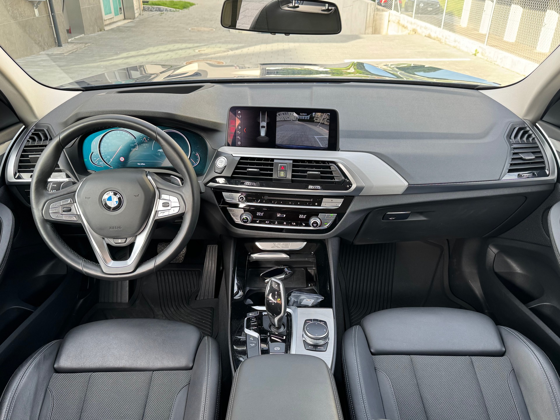 BMW X3 xDrive 20d Individual xLine Steptronic-image-9