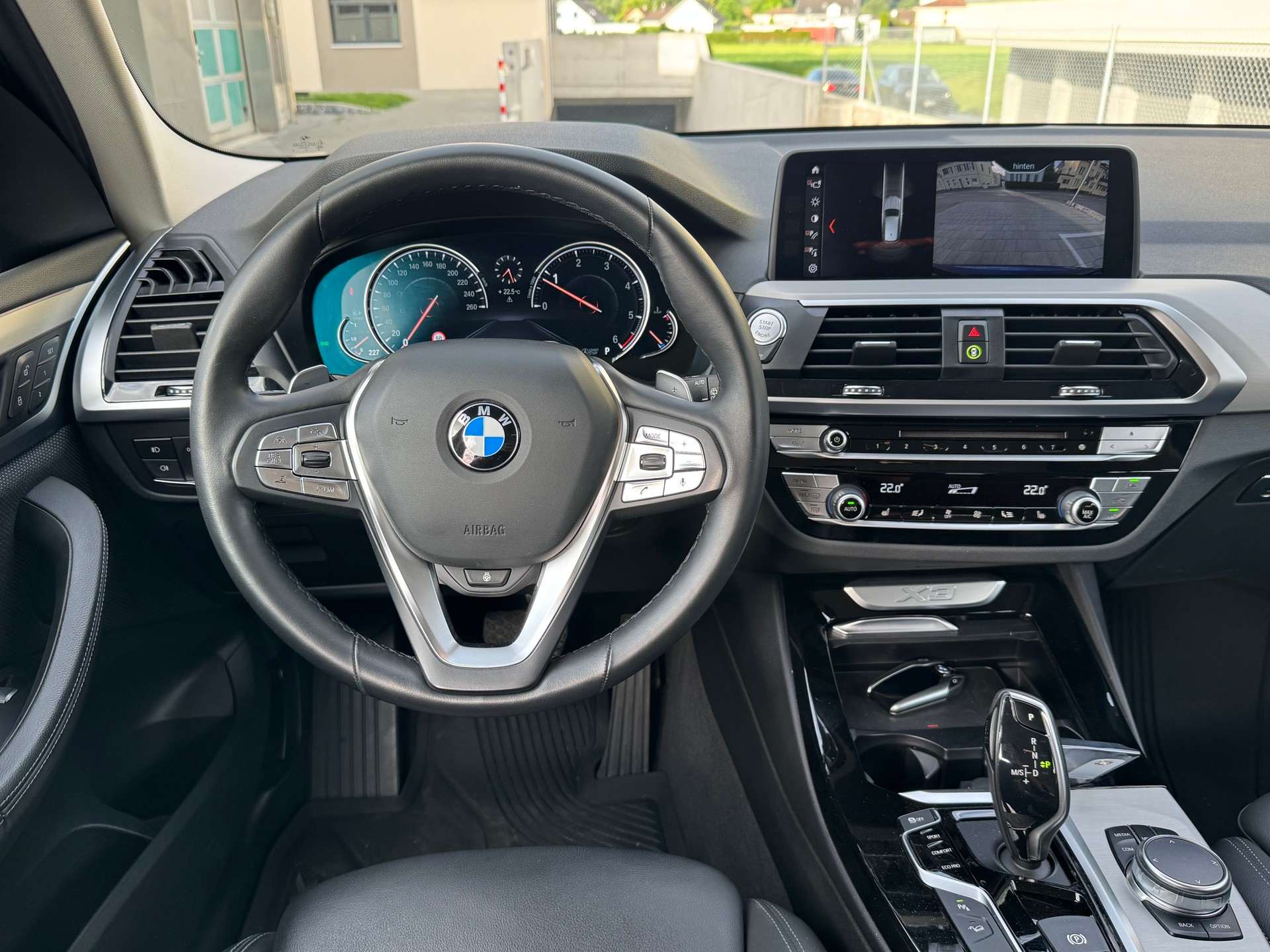 BMW X3 xDrive 20d Individual xLine Steptronic-image-10