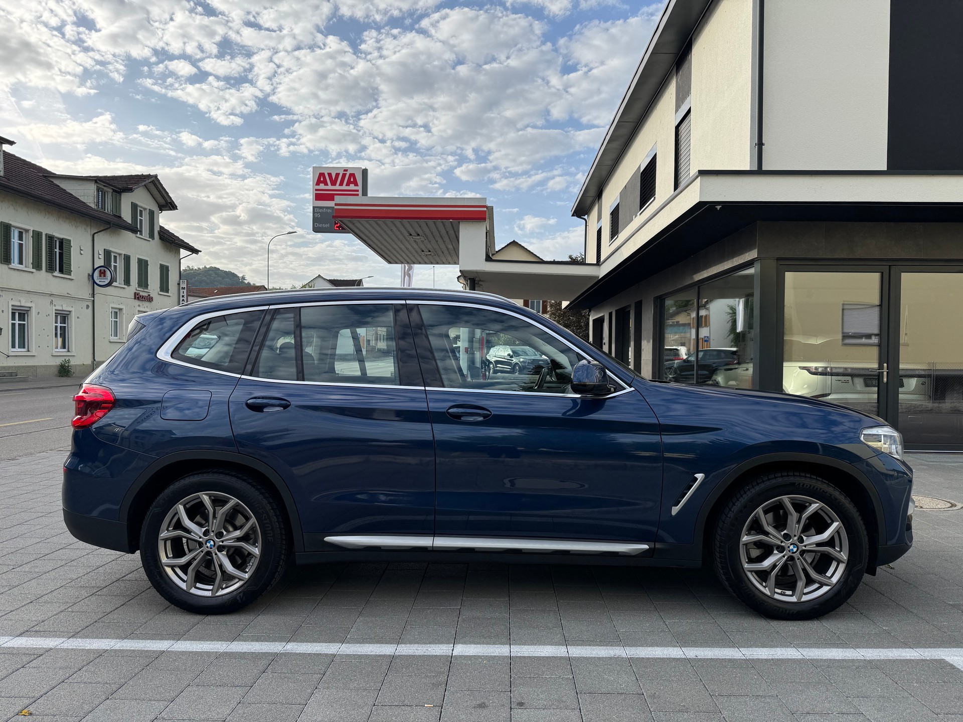 BMW X3 xDrive 20d Individual xLine Steptronic-image-4