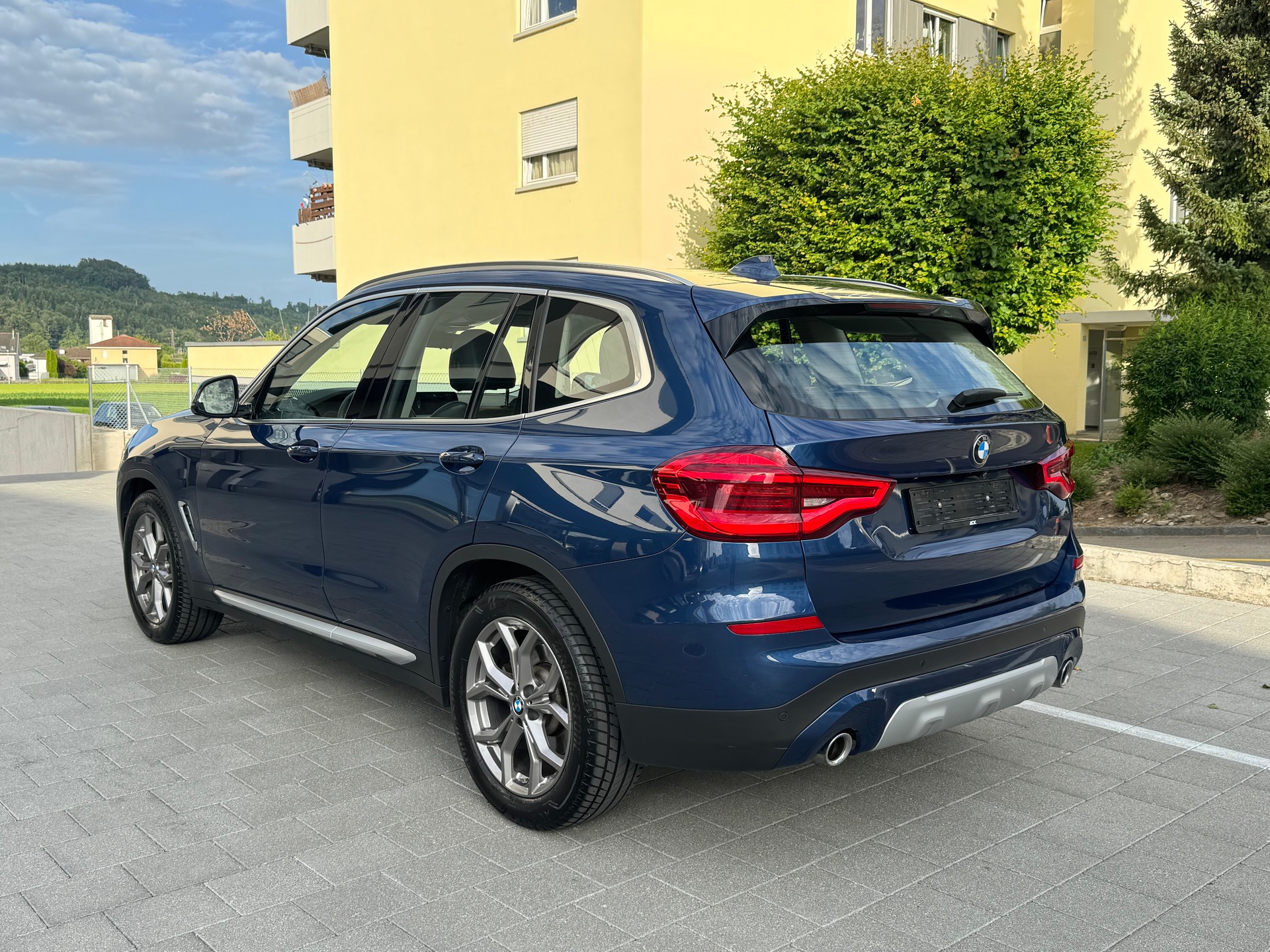 BMW X3 xDrive 20d Individual xLine Steptronic-image-2