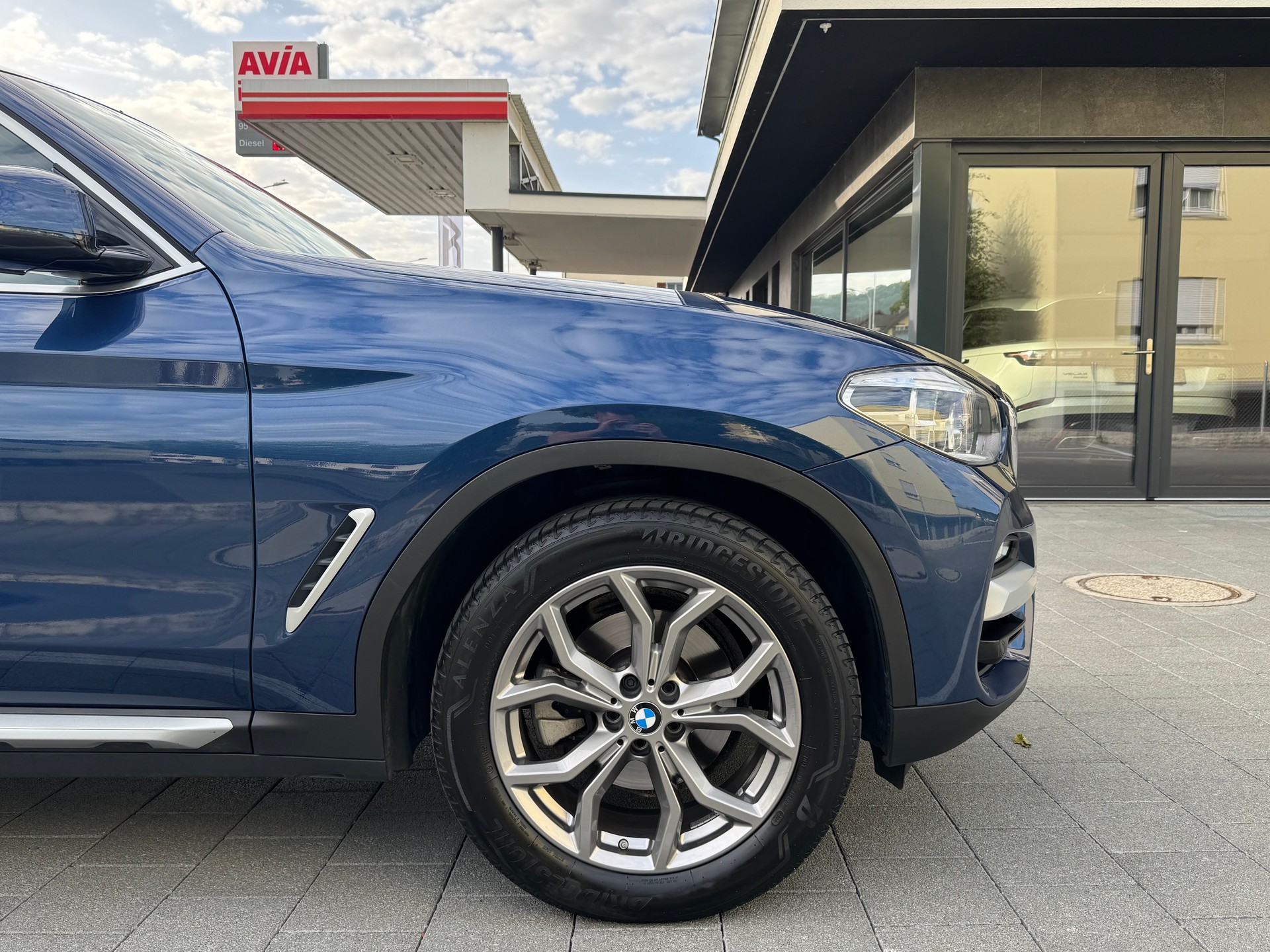 BMW X3 xDrive 20d Individual xLine Steptronic-image-5
