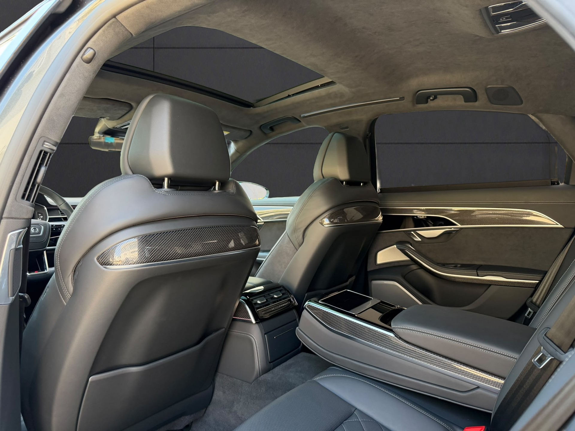 AUDI A8 50 TDI quattro tiptronic-image-11