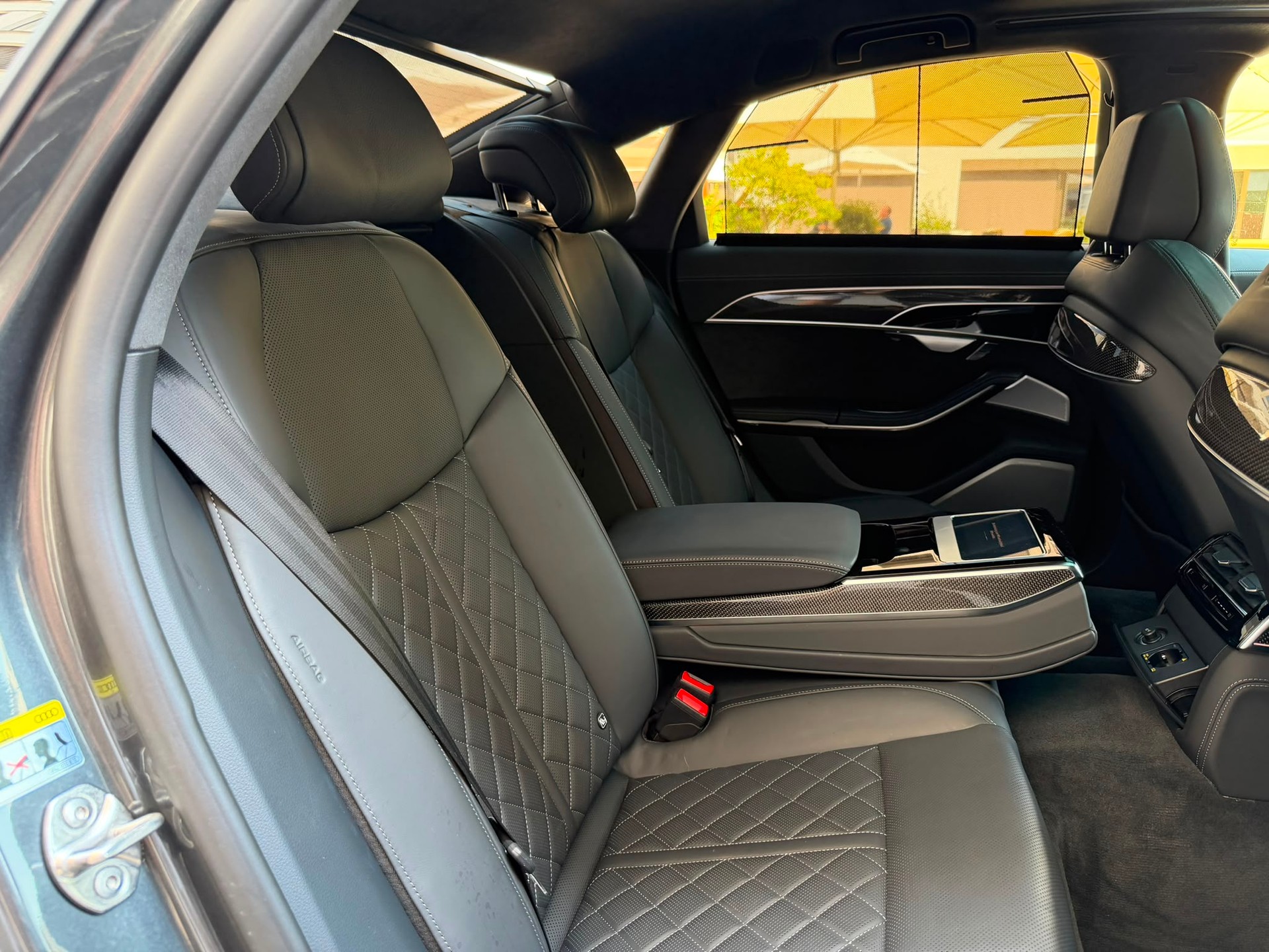 AUDI A8 50 TDI quattro tiptronic-image-17