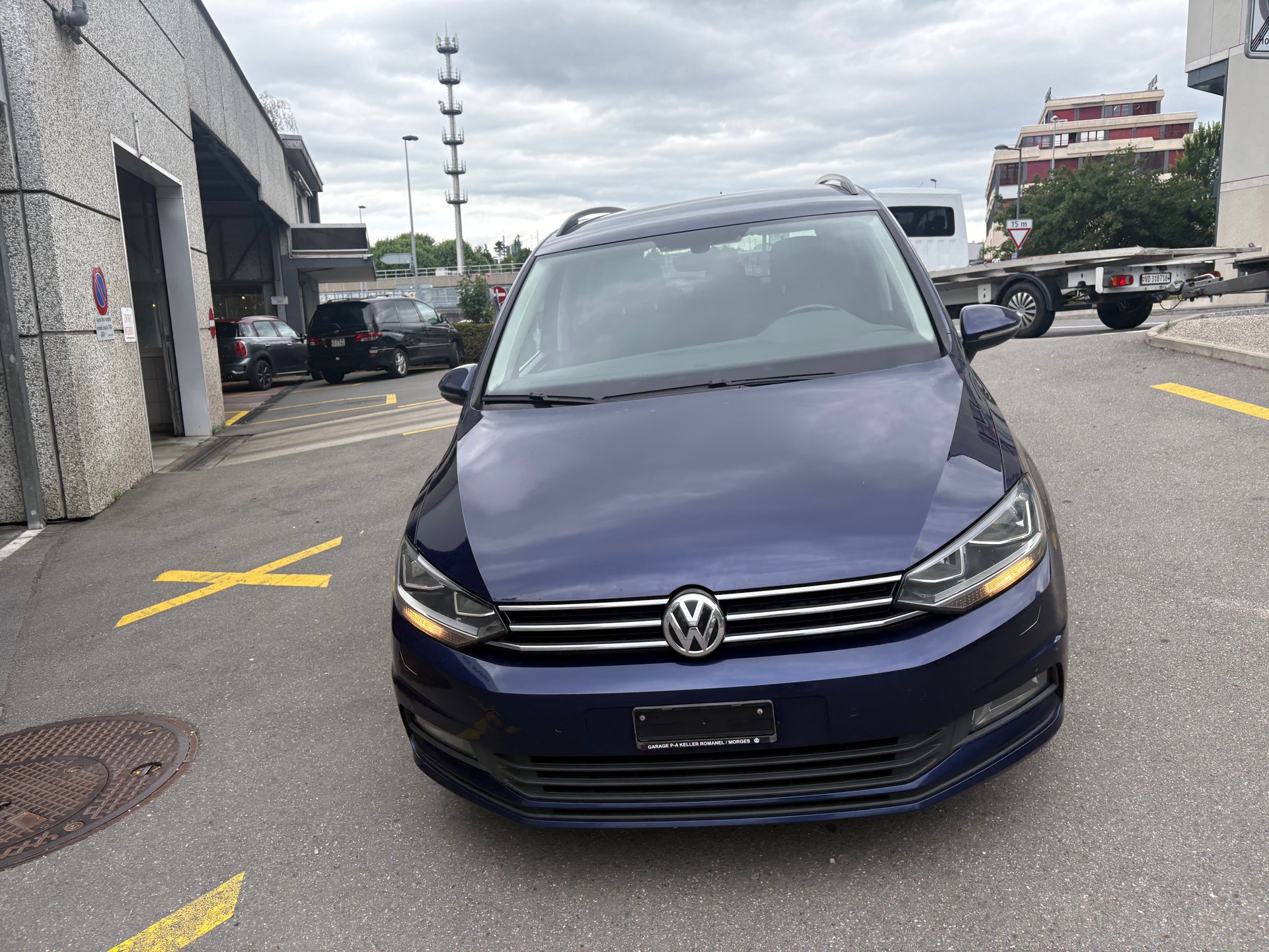 VW Touran 1.4 TSI BlueMotion Technology Highline DSG-image-1