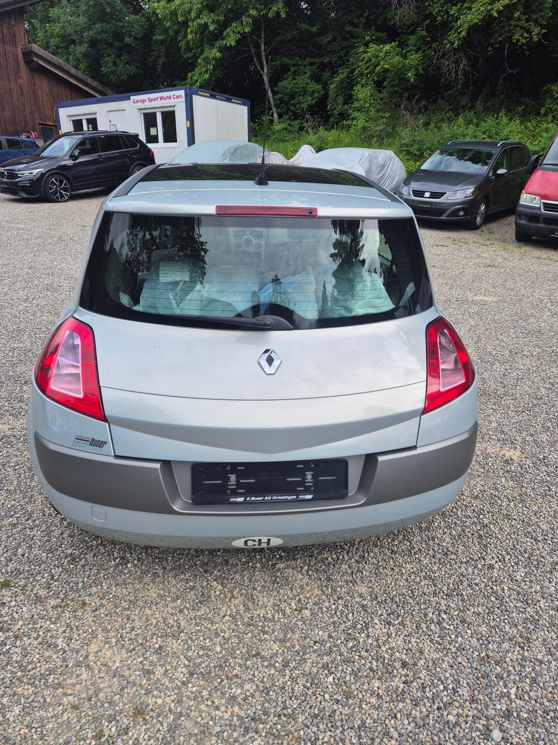 RENAULT Mégane 2.0 16V Privilège-image-1