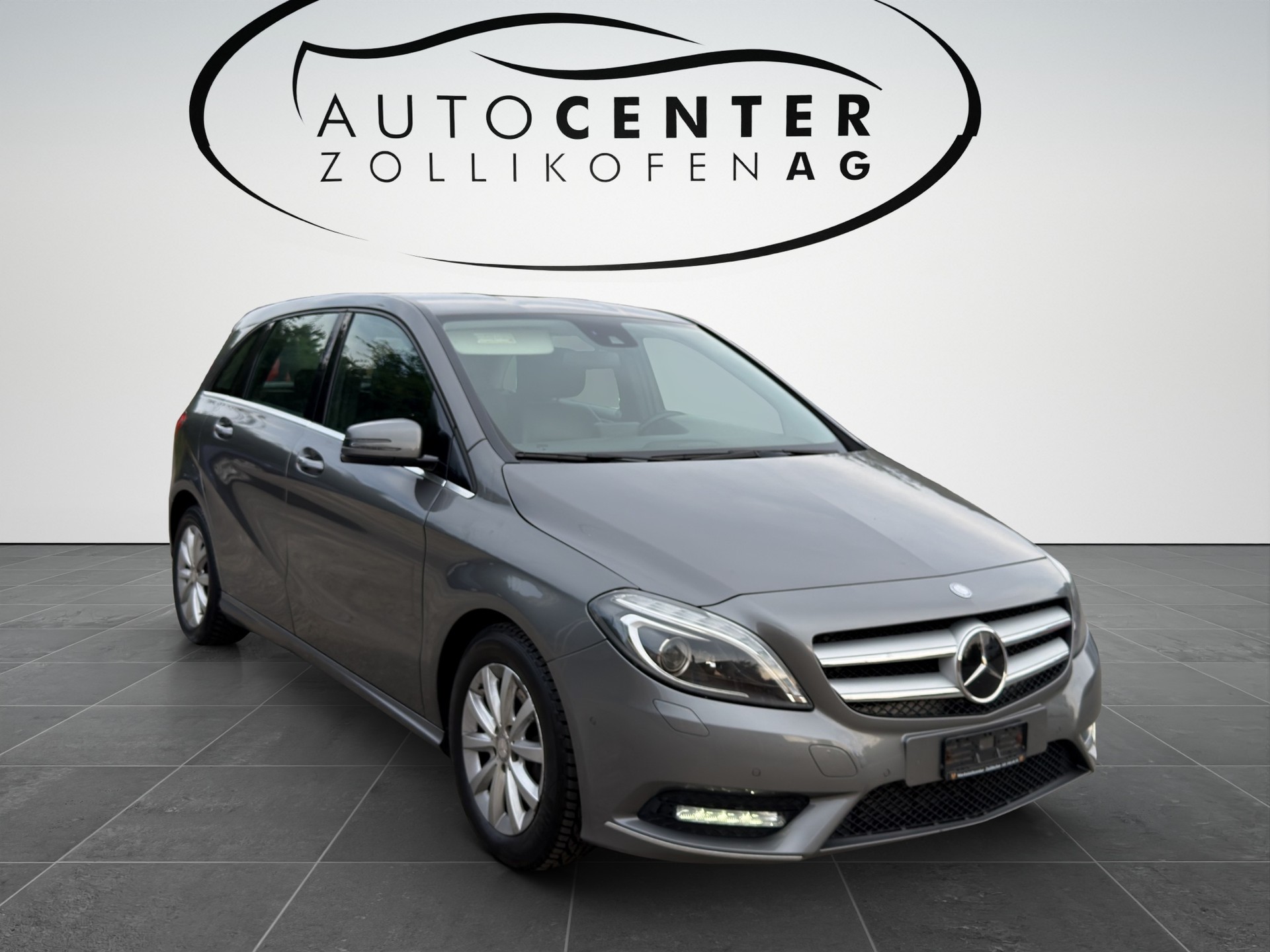 MERCEDES-BENZ B 200 7G-DCT-image-1