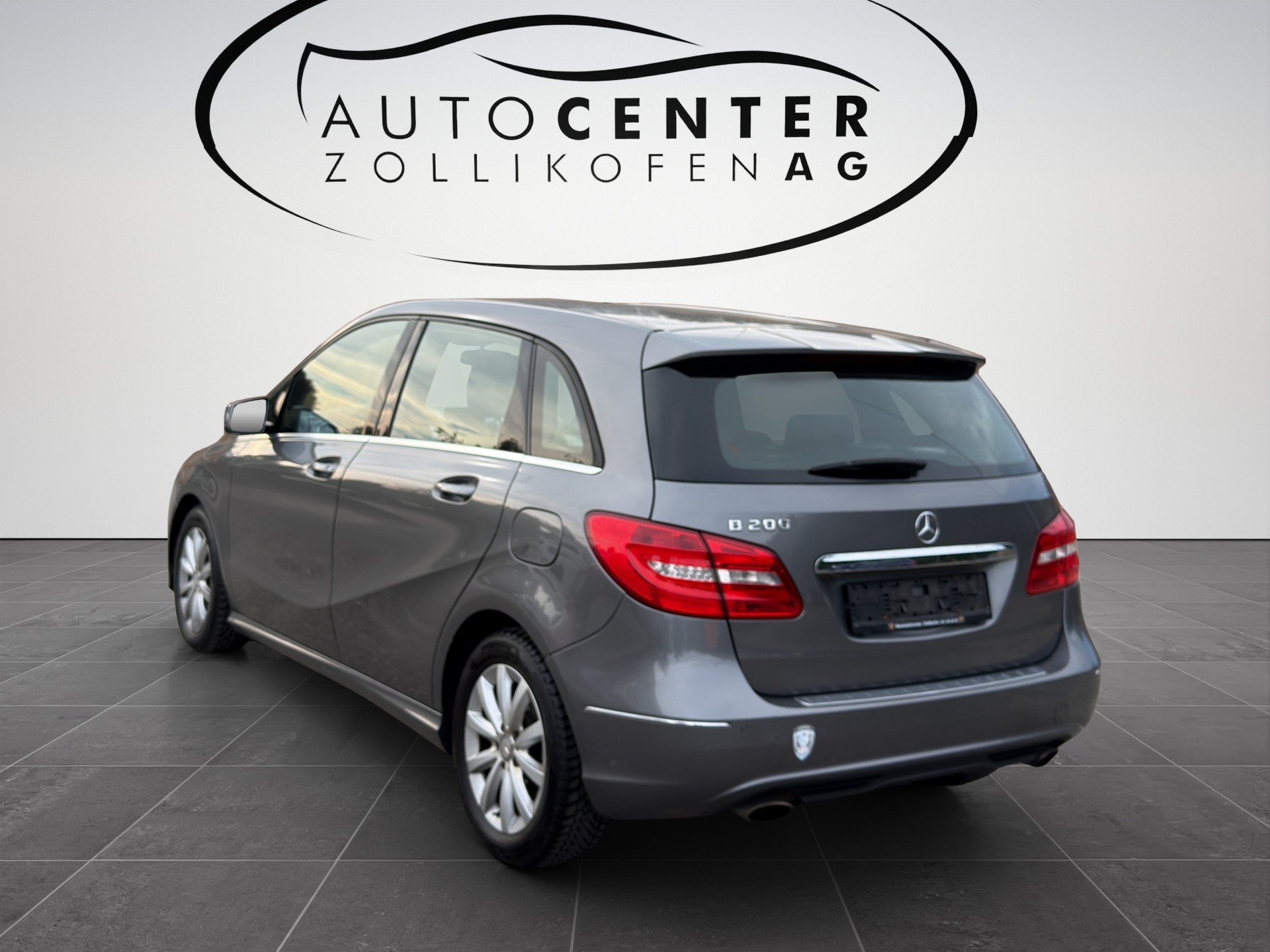 MERCEDES-BENZ B 200 7G-DCT-image-5