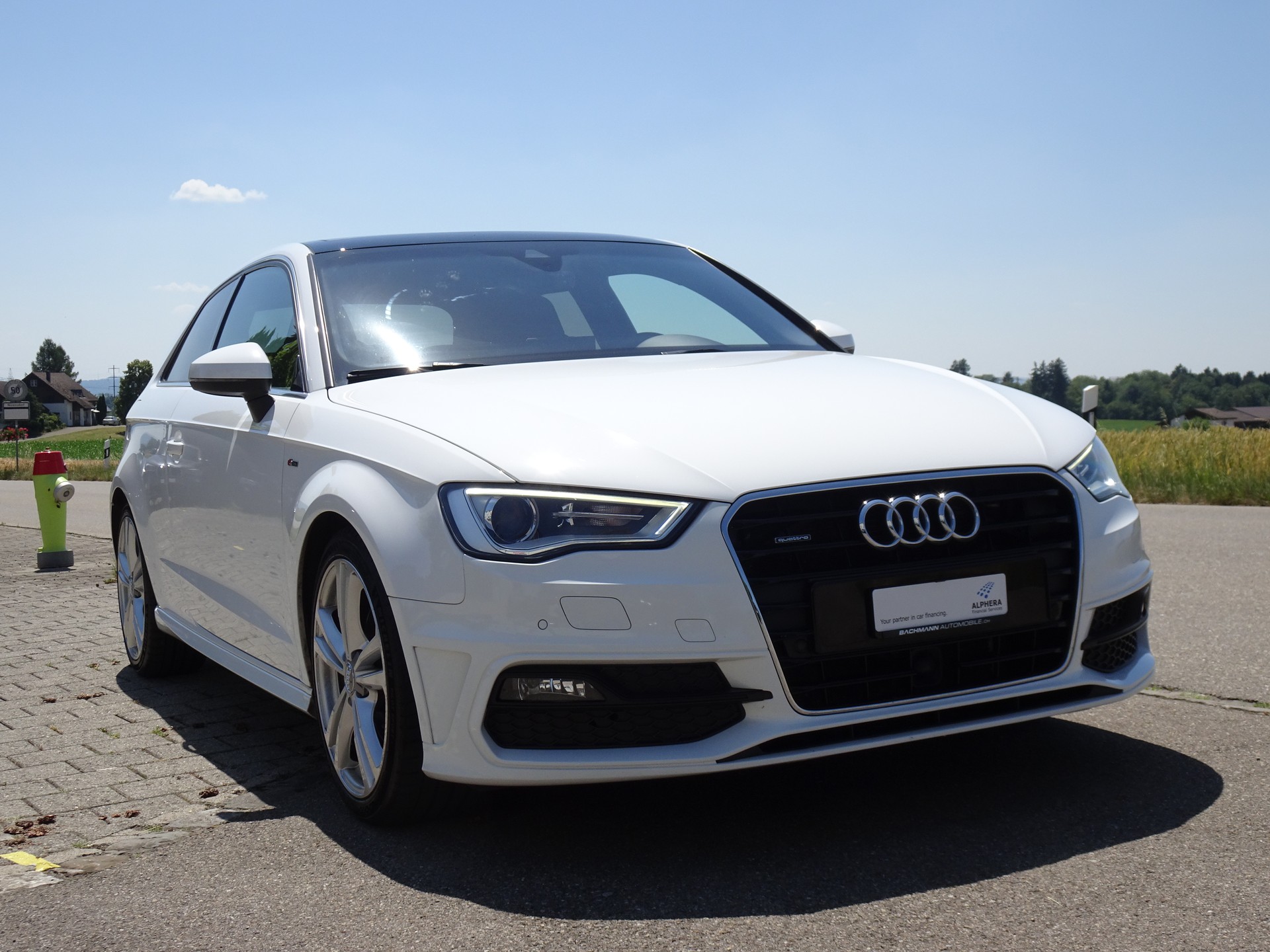 AUDI A3 2.0 TDI Ambition quattro S-tronic / S-LINE SPORTPAKET-image-5