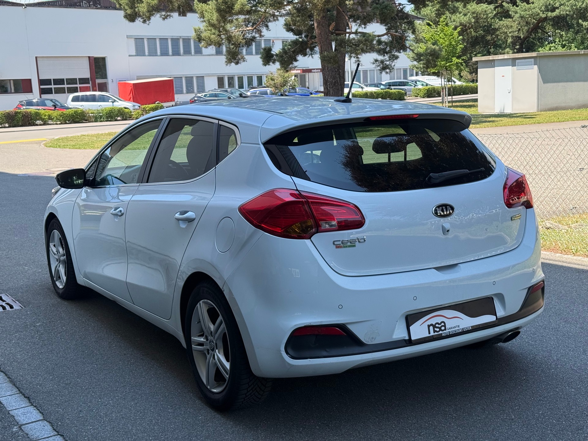 KIA Cee'd 1.6 GDi Swiss Eco Edition-image-5