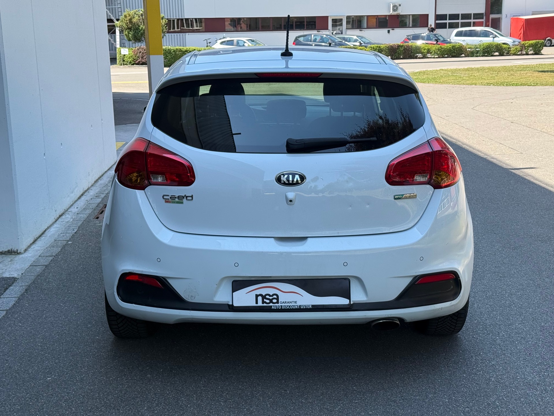 KIA Cee'd 1.6 GDi Swiss Eco Edition-image-4