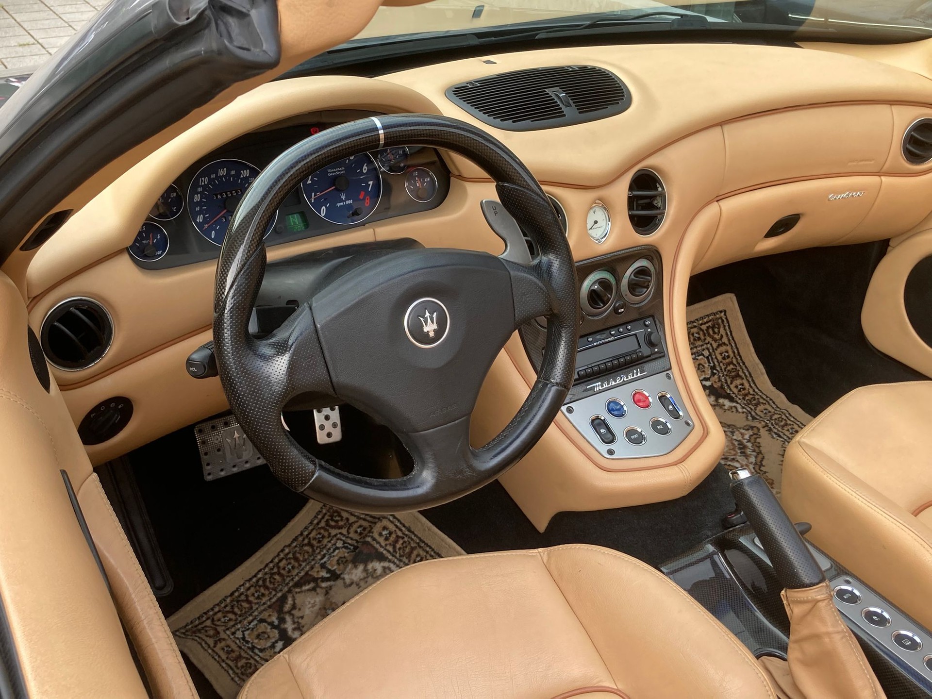 MASERATI Spyder GranSport-image-8