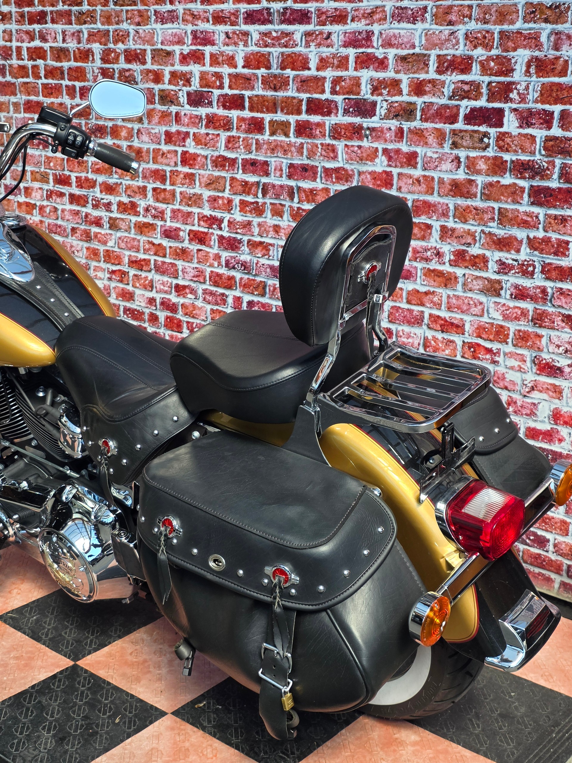 HARLEY-DAVIDSON FLSTC Softail Heritage Classic ABS-image-9