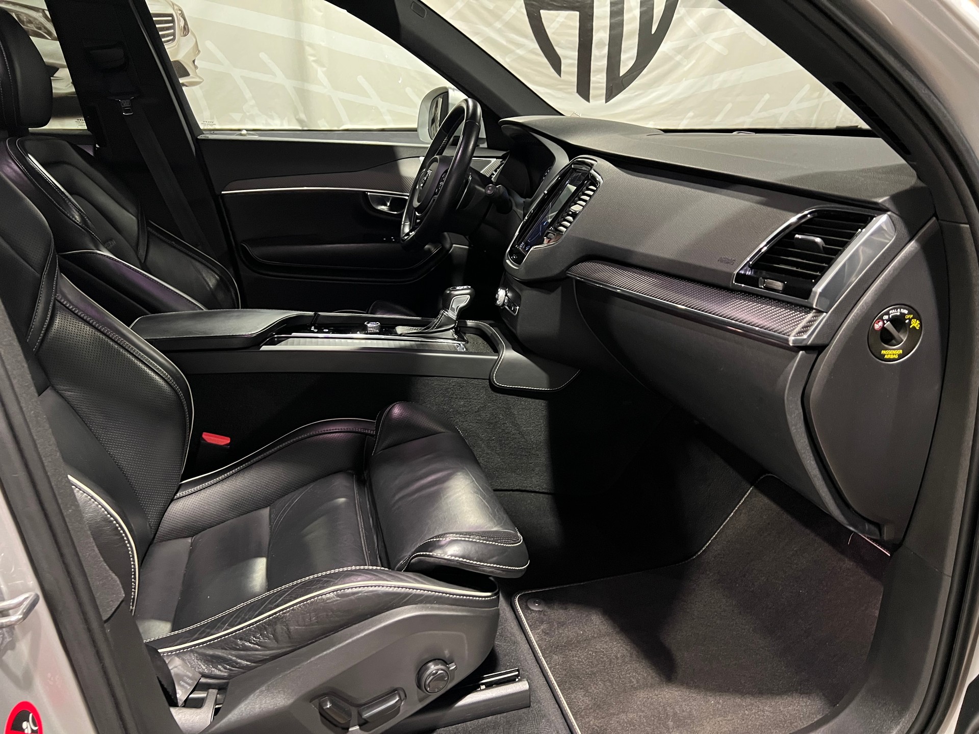 VOLVO XC90 T6 AWD R-Design Geartronic-image-12