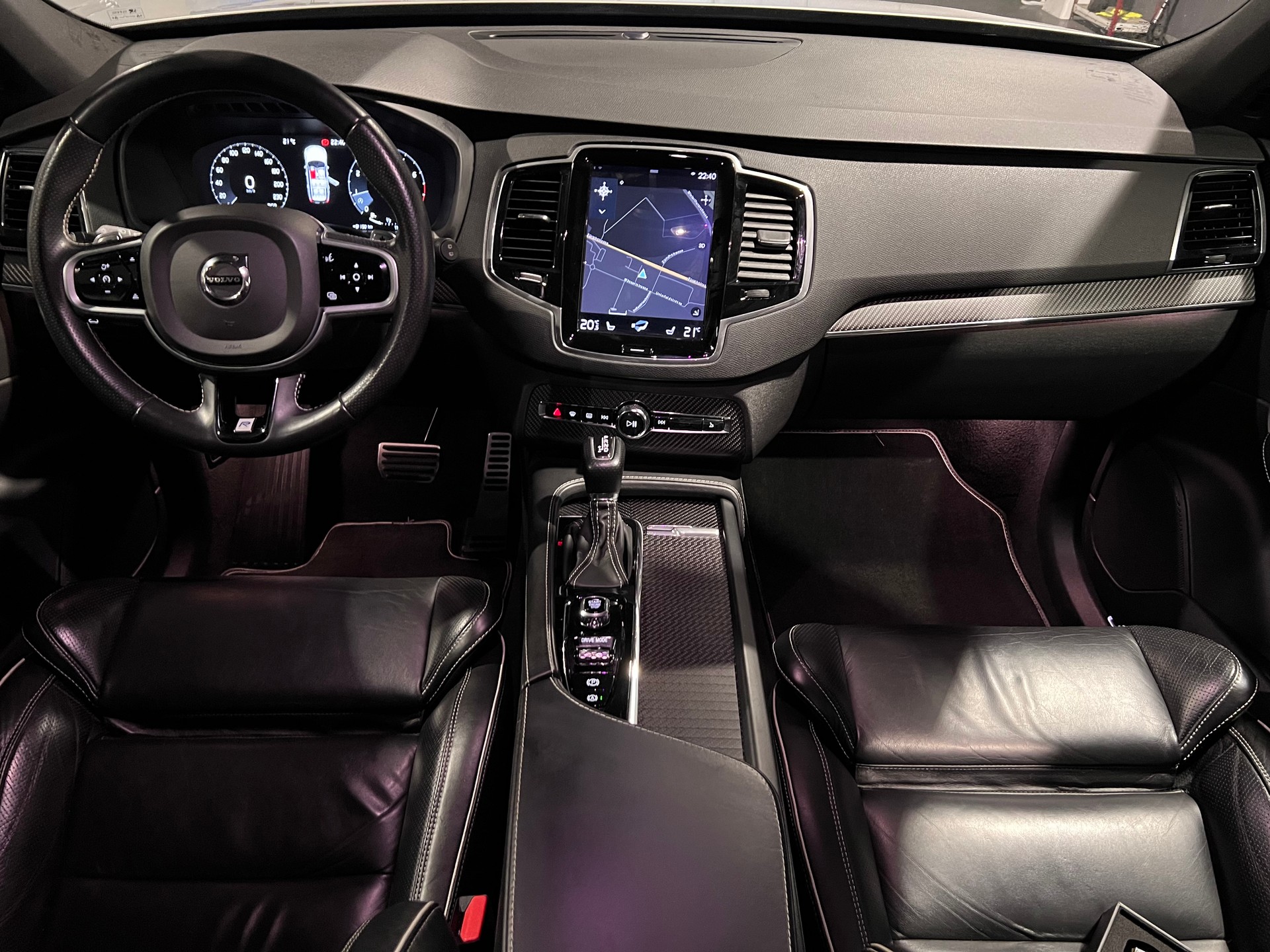VOLVO XC90 T6 AWD R-Design Geartronic-image-9