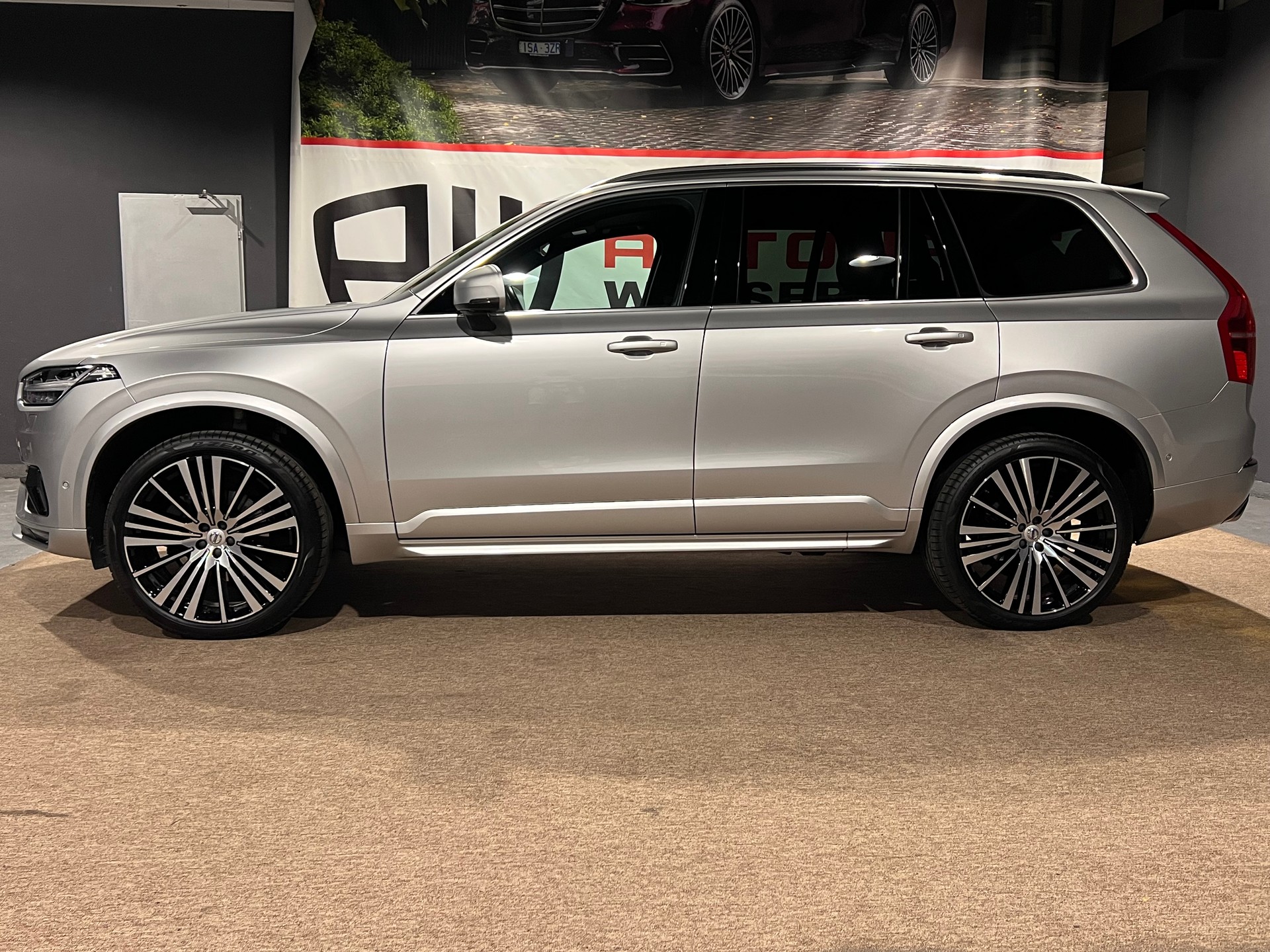 VOLVO XC90 T6 AWD R-Design Geartronic-image-6
