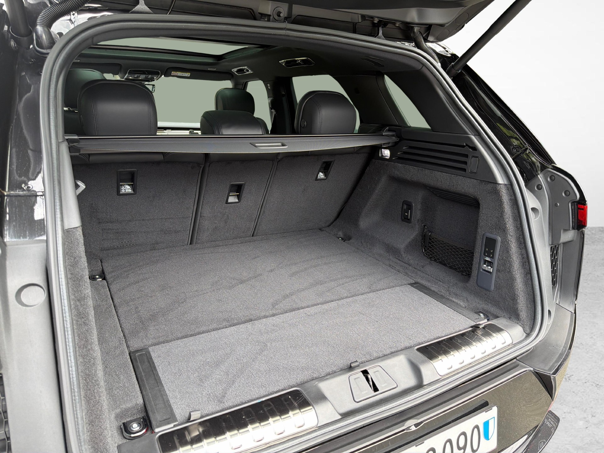 LAND ROVER Range Rover Sport 3.0 I6 P460e SE Dynamic-image-11