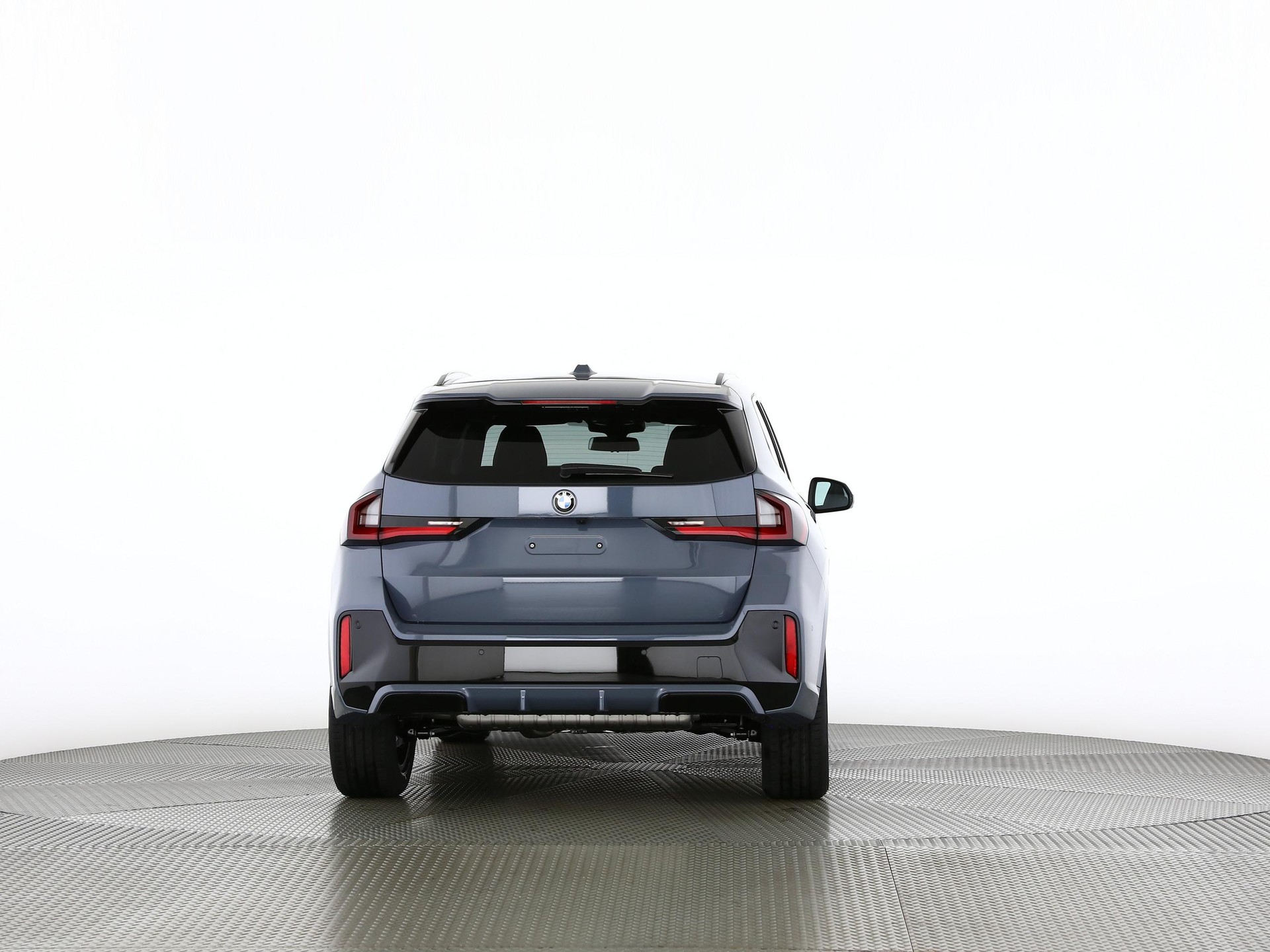 BMW X1 23i xDrive paddles-image-17