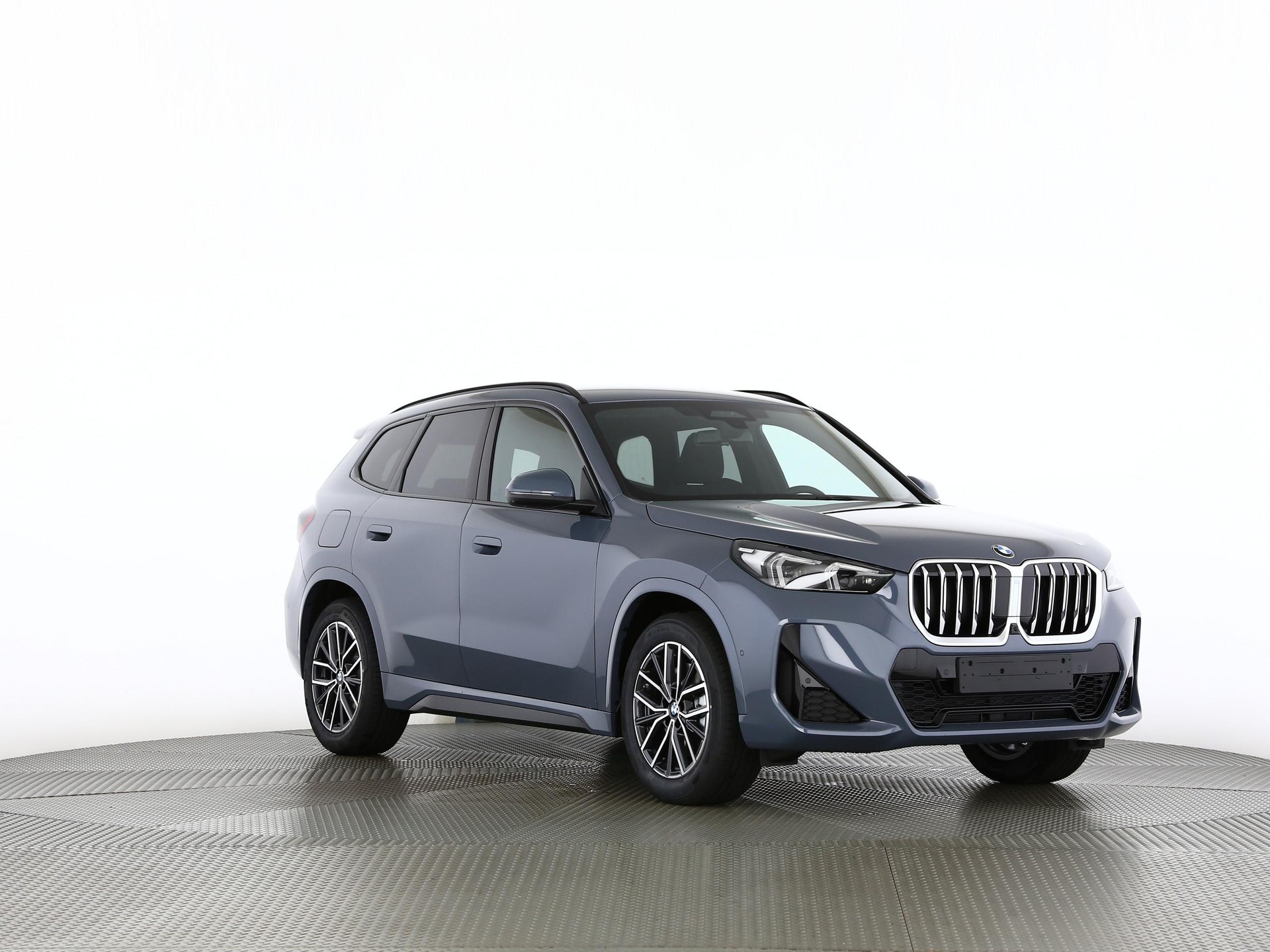 BMW X1 23i xDrive paddles-image-27