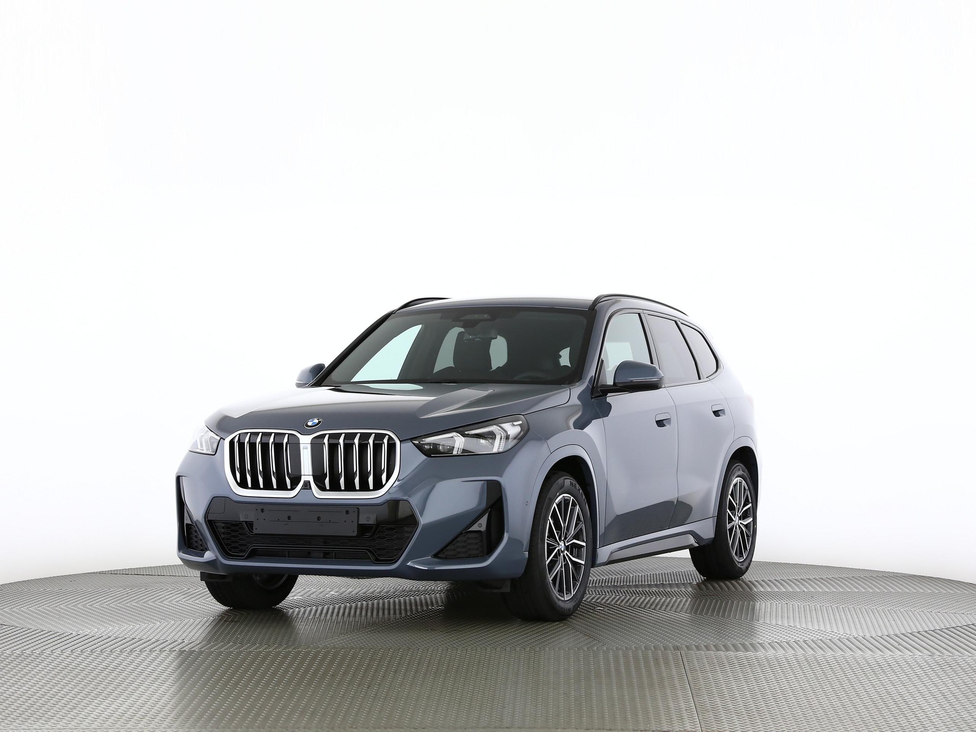 BMW X1 23i xDrive paddles-image-7