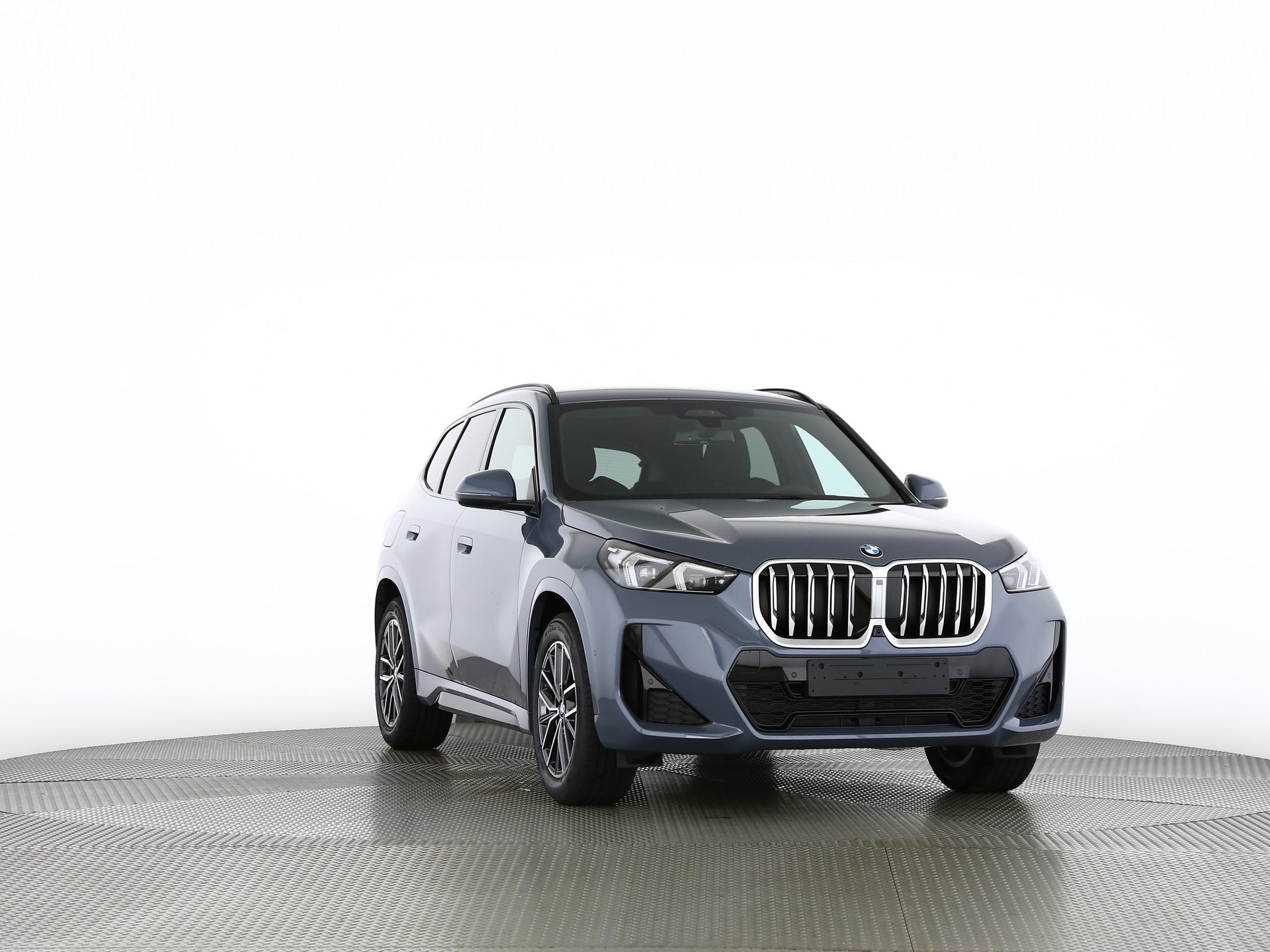 BMW X1 23i xDrive paddles-image-28