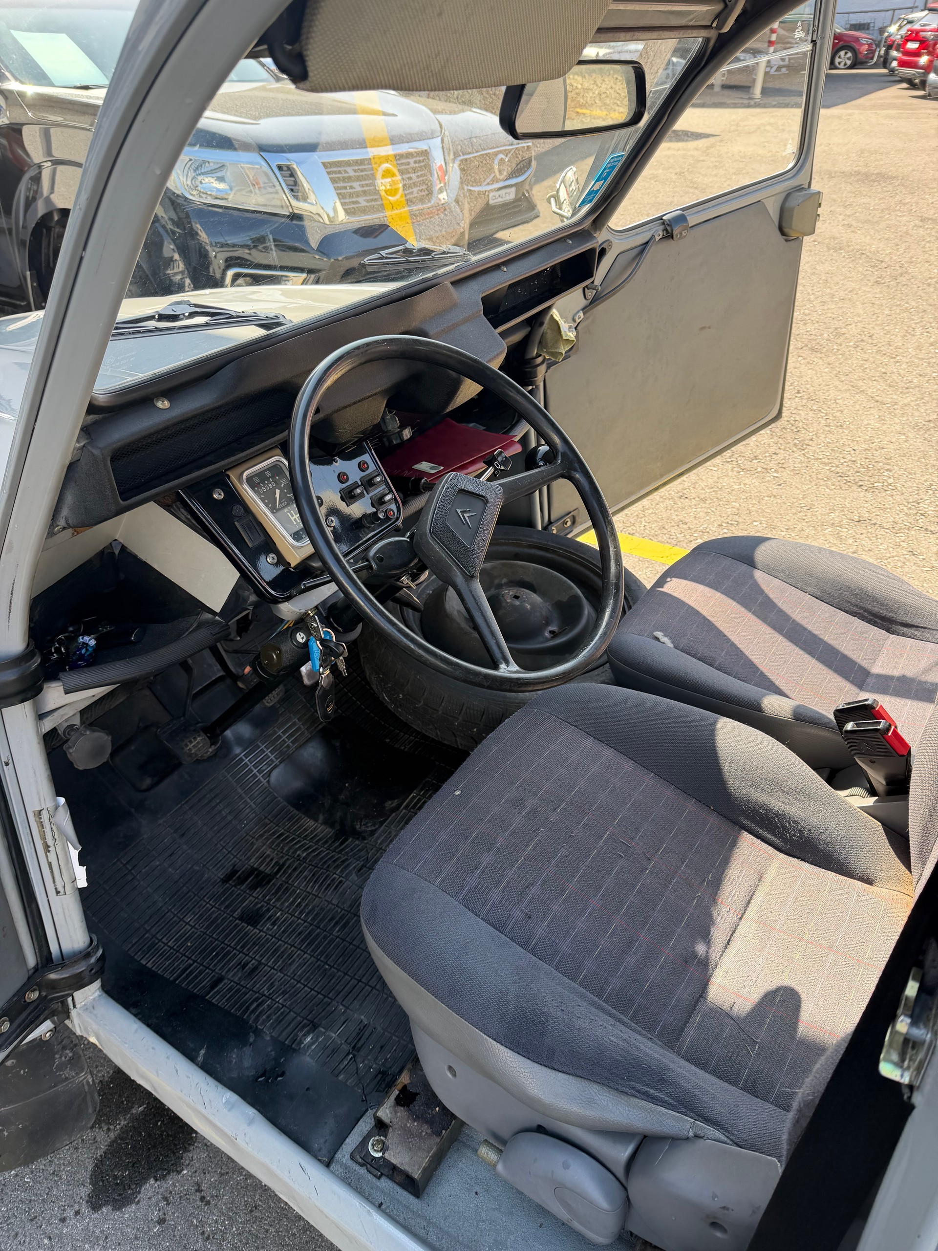 CITROEN 2CV6 Charleston-image-9