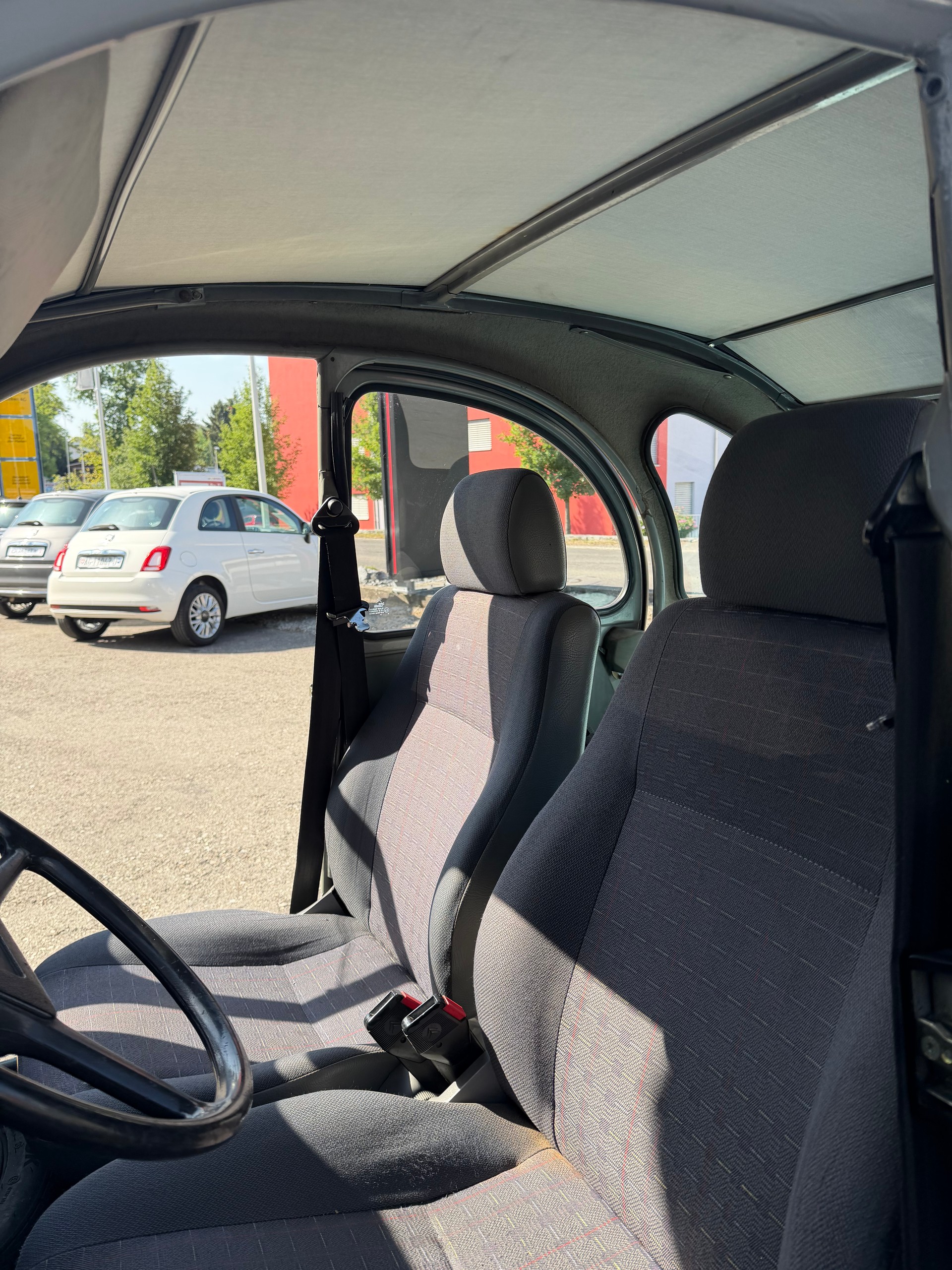 CITROEN 2CV6 Charleston-image-12