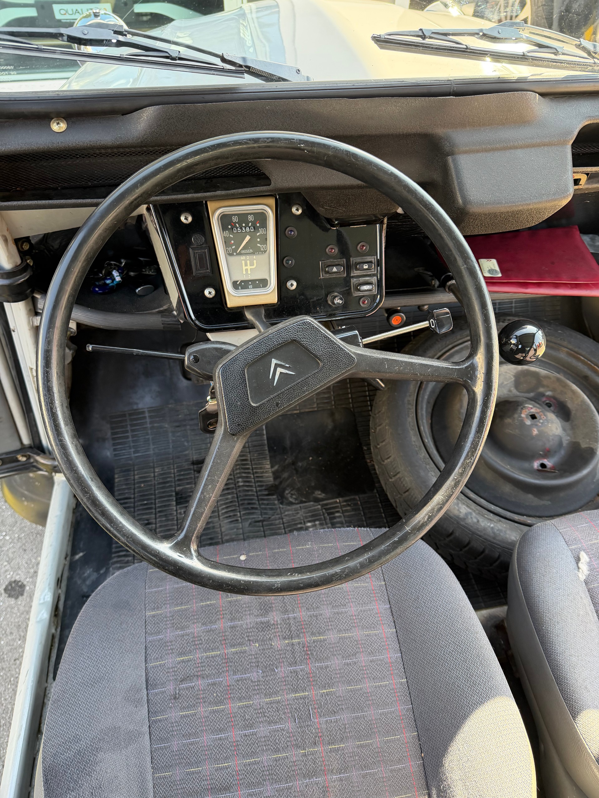 CITROEN 2CV6 Charleston-image-13