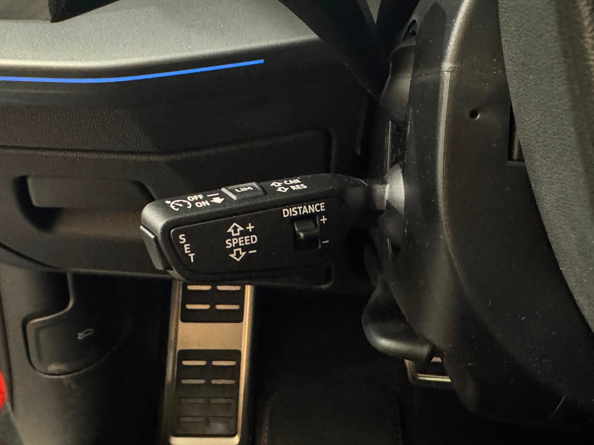 AUDI RS3 Sportback 2.5 TSI quattro S-tronic *5Jahre/100'000km Werksgarantie*-image-11